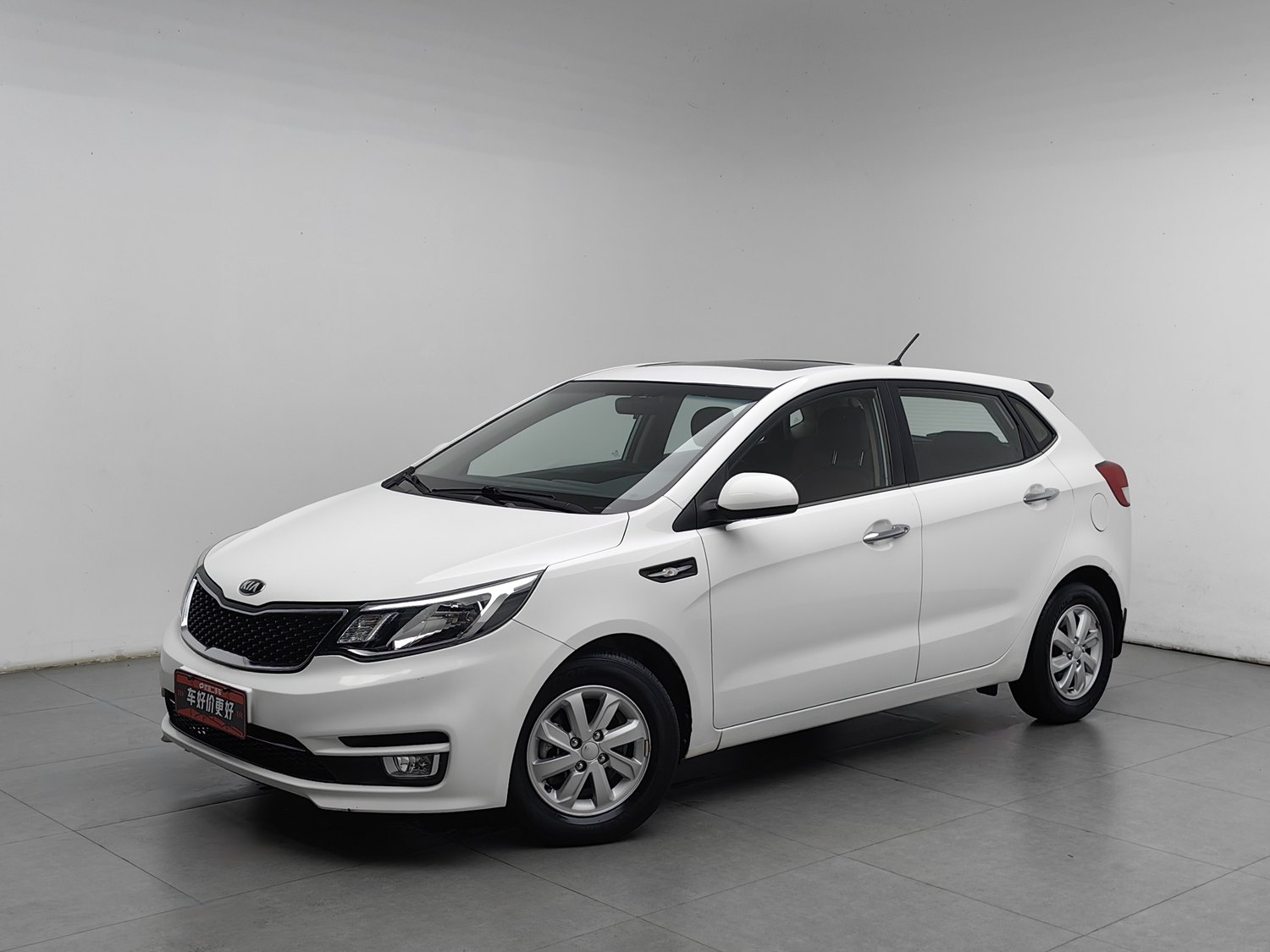 Used Kia K2 2015 1.4 AT