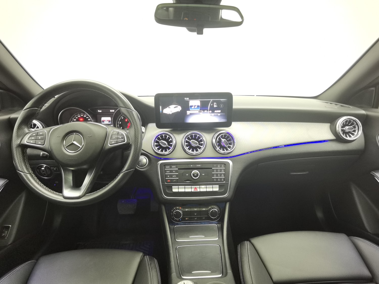 Used Mercedes-Benz CLA (Imported) 2017 1.6 AT