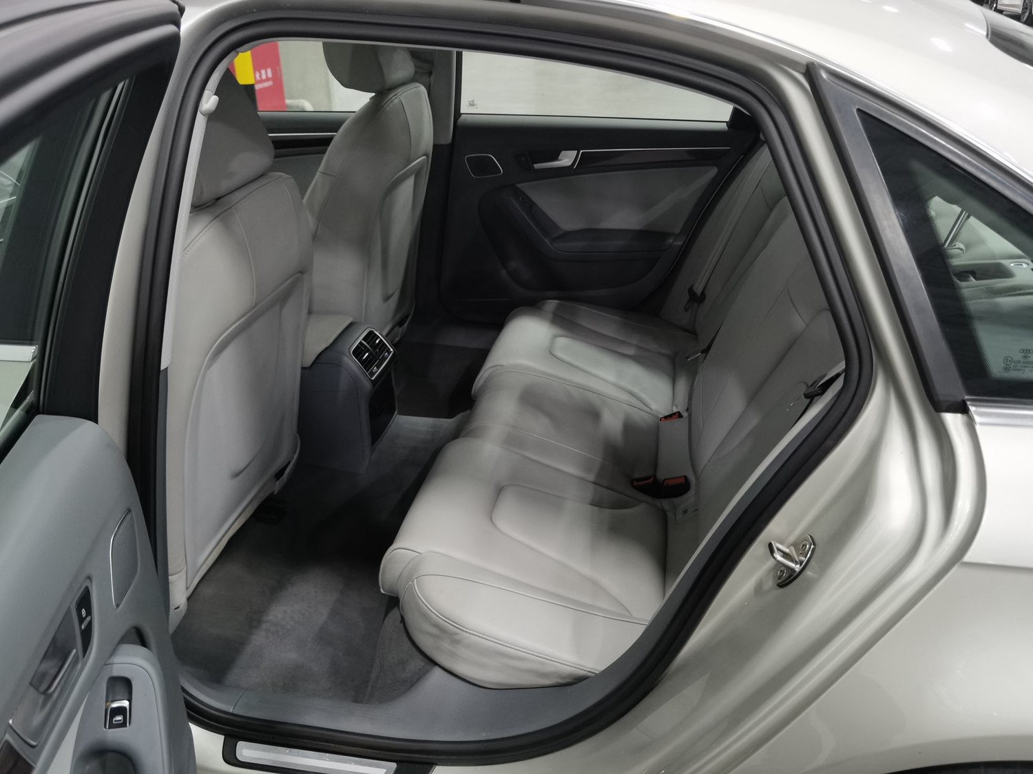 Used Audi A4L 2015 2.0 AT
