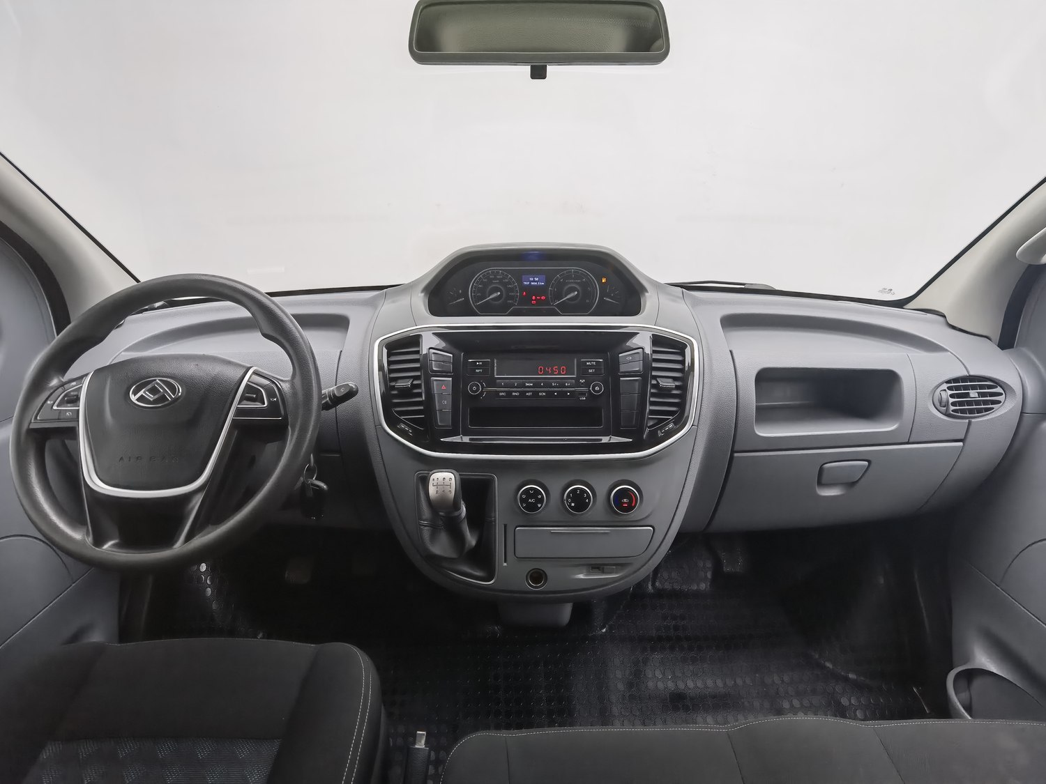 Used SAIC MAXUS V80 2021 2.0 MT