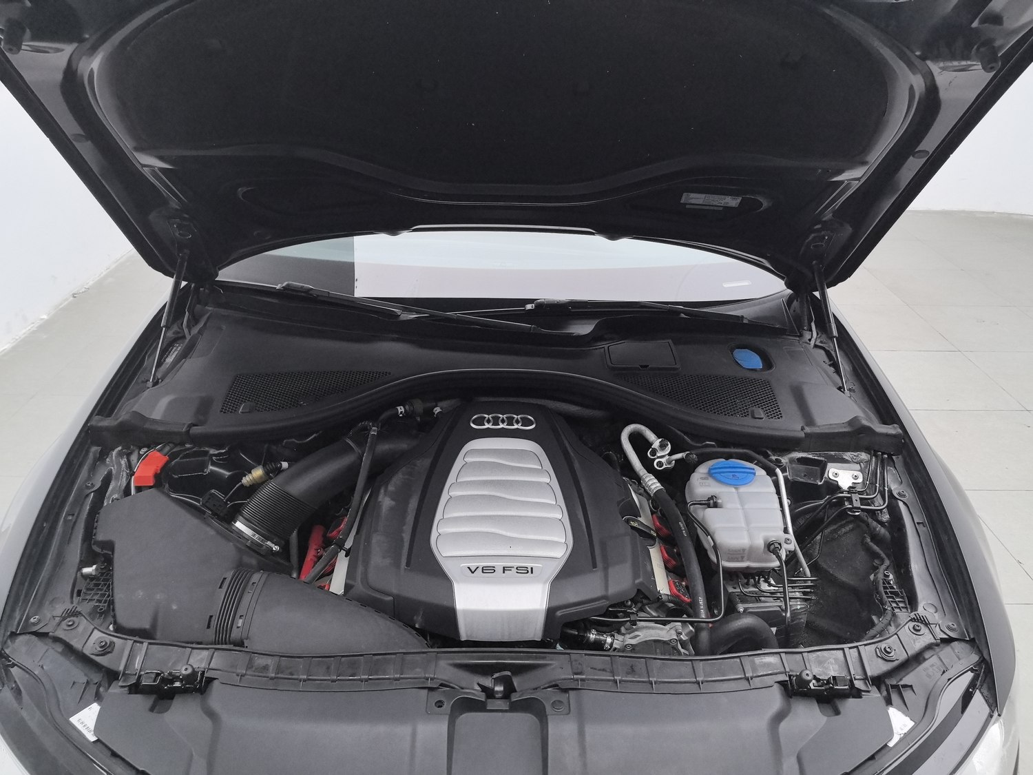 Used Audi A6L 2014 2.5 AT