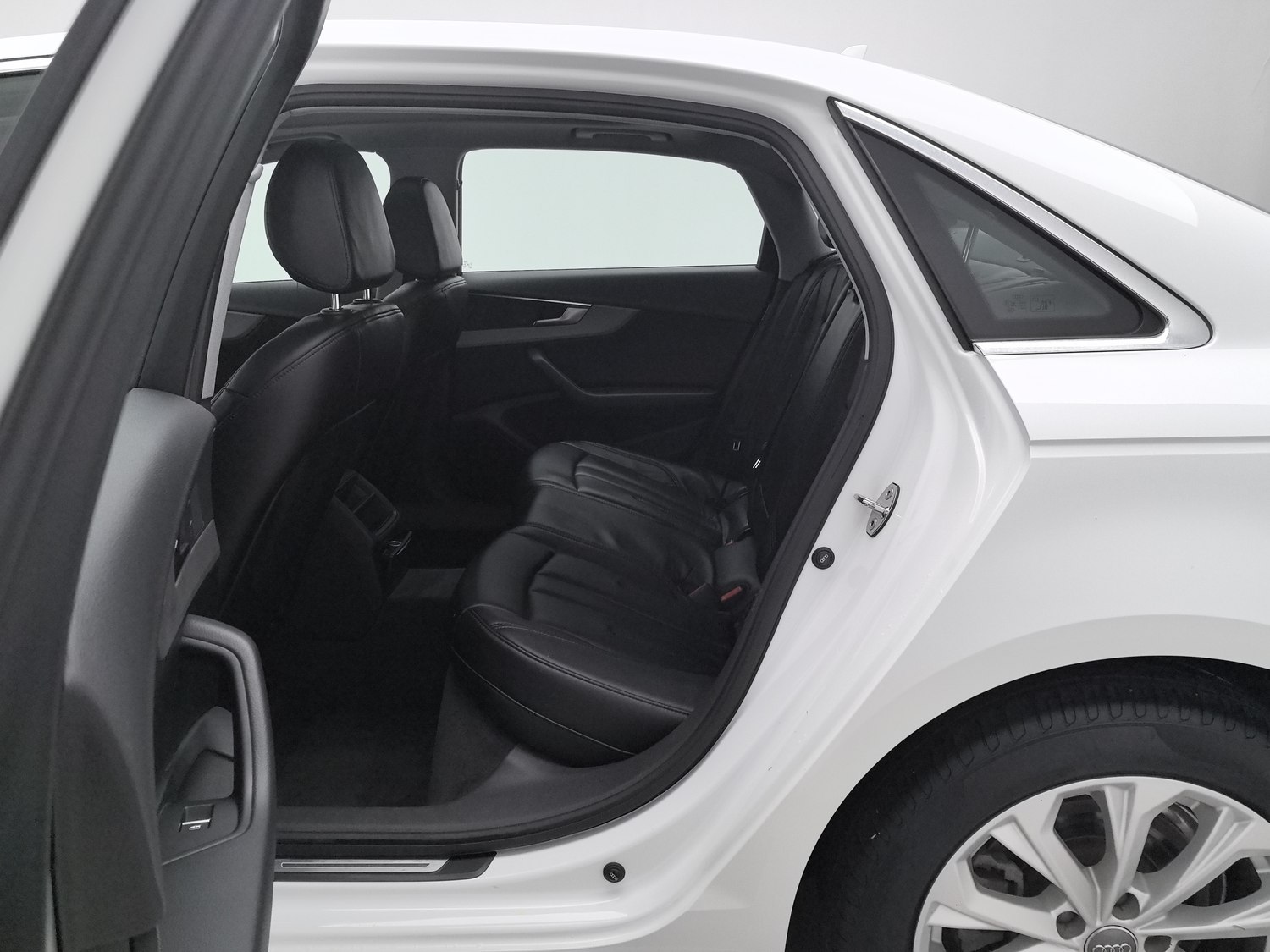 Used Audi A4L 2019 2.0 AT