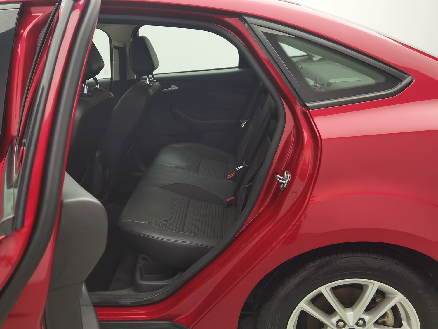 Used Ford Focus 2015 1.6 MT