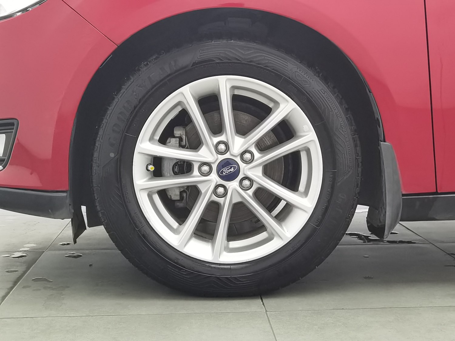 Used Ford Focus 2015 1.6 MT