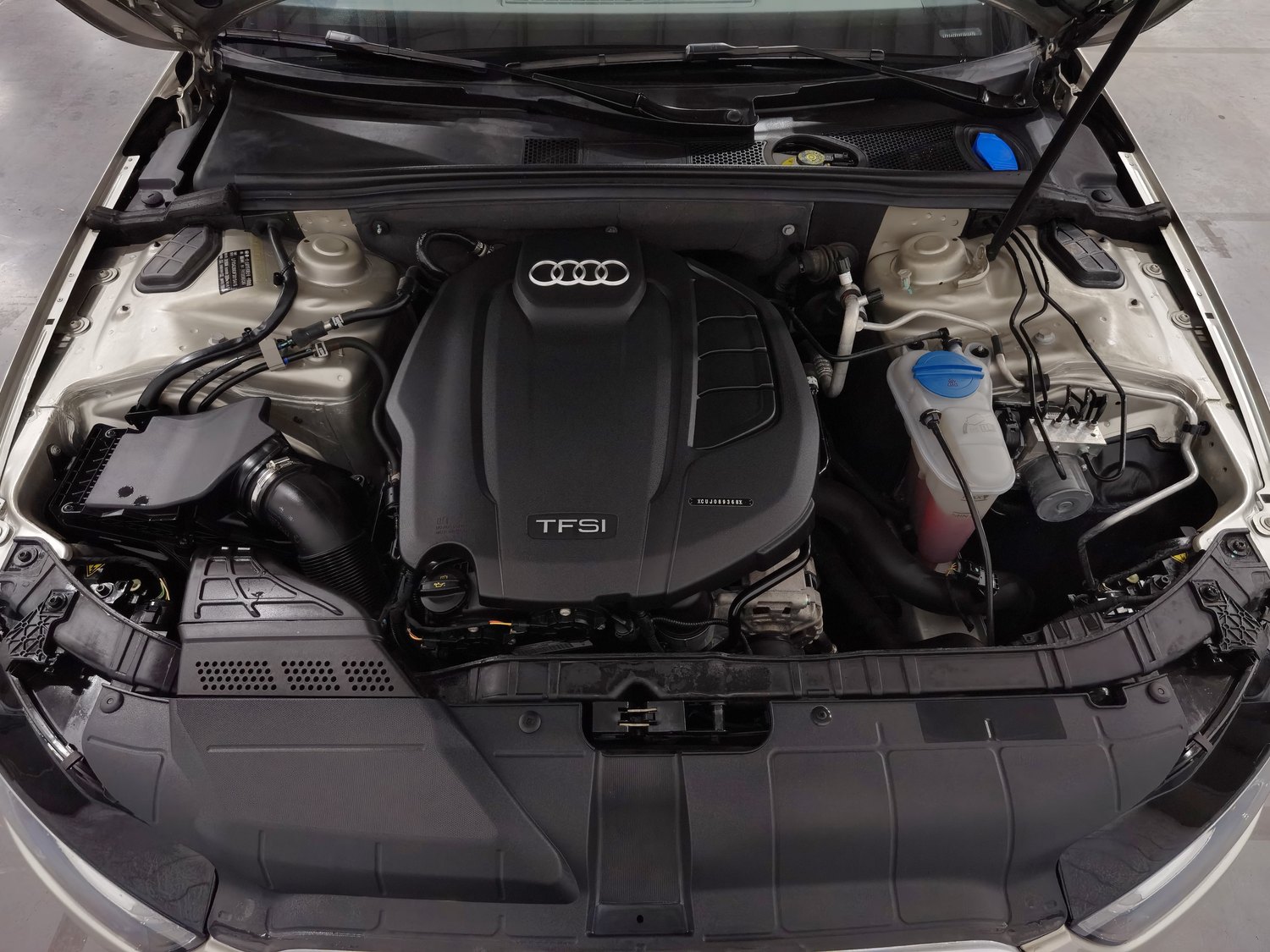 Used Audi A4L 2015 2.0 AT