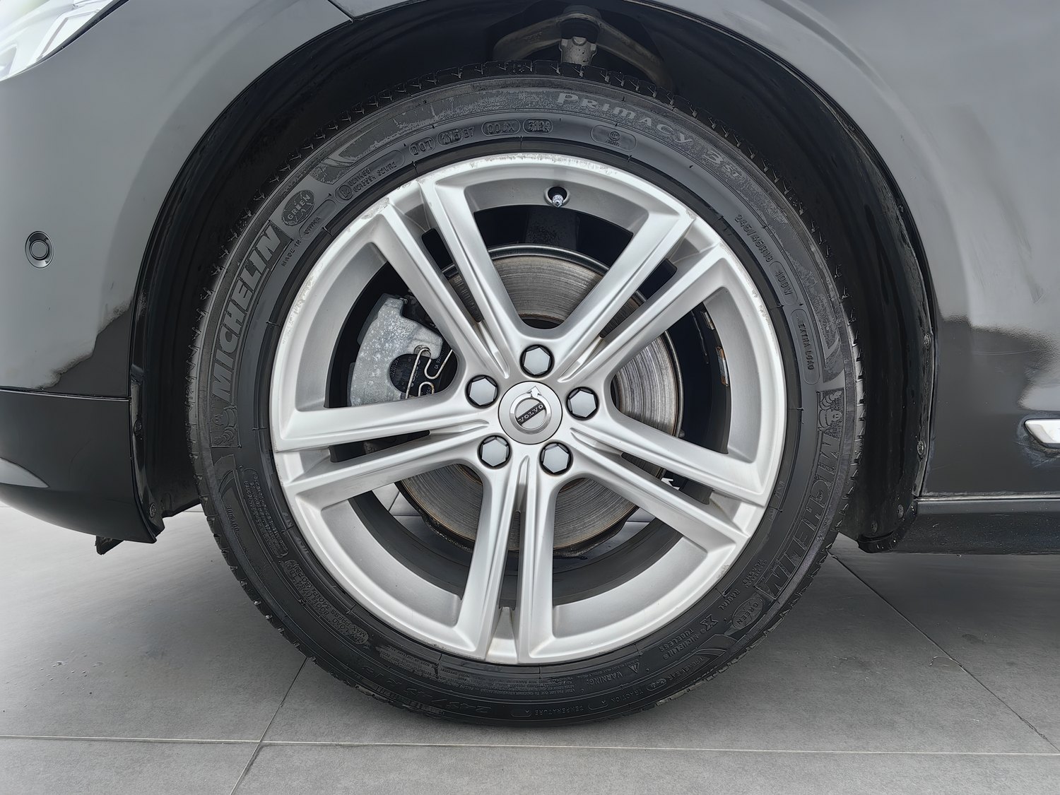 Used Volvo S90 2019 2.0 AT