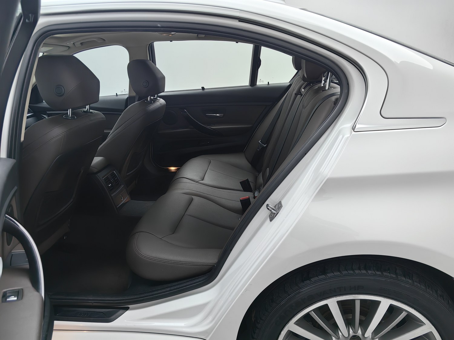 Used BMW 3 Series 2019 2.0 AT