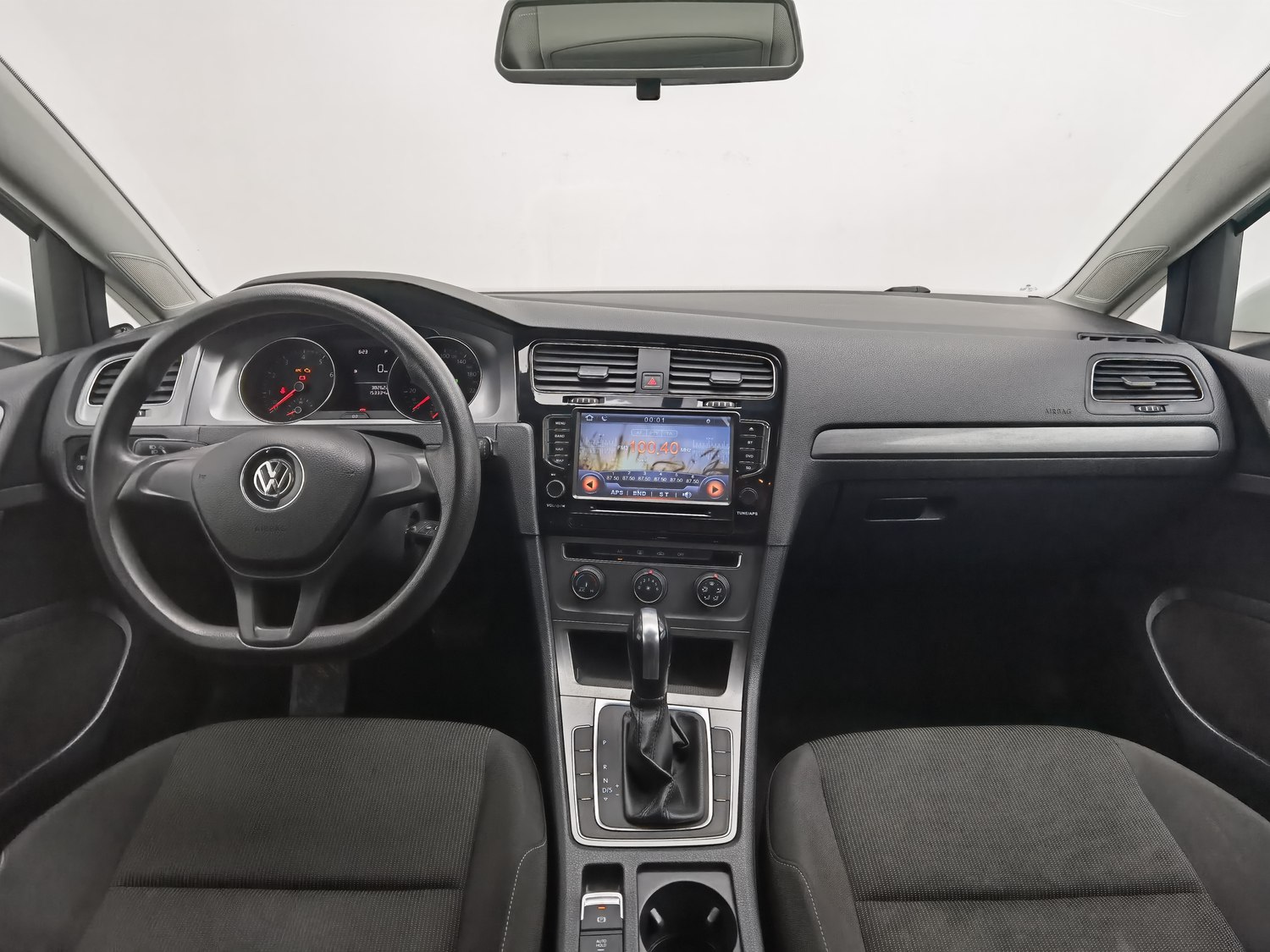 Used Volkswagen Golf 2015 1.6 AT