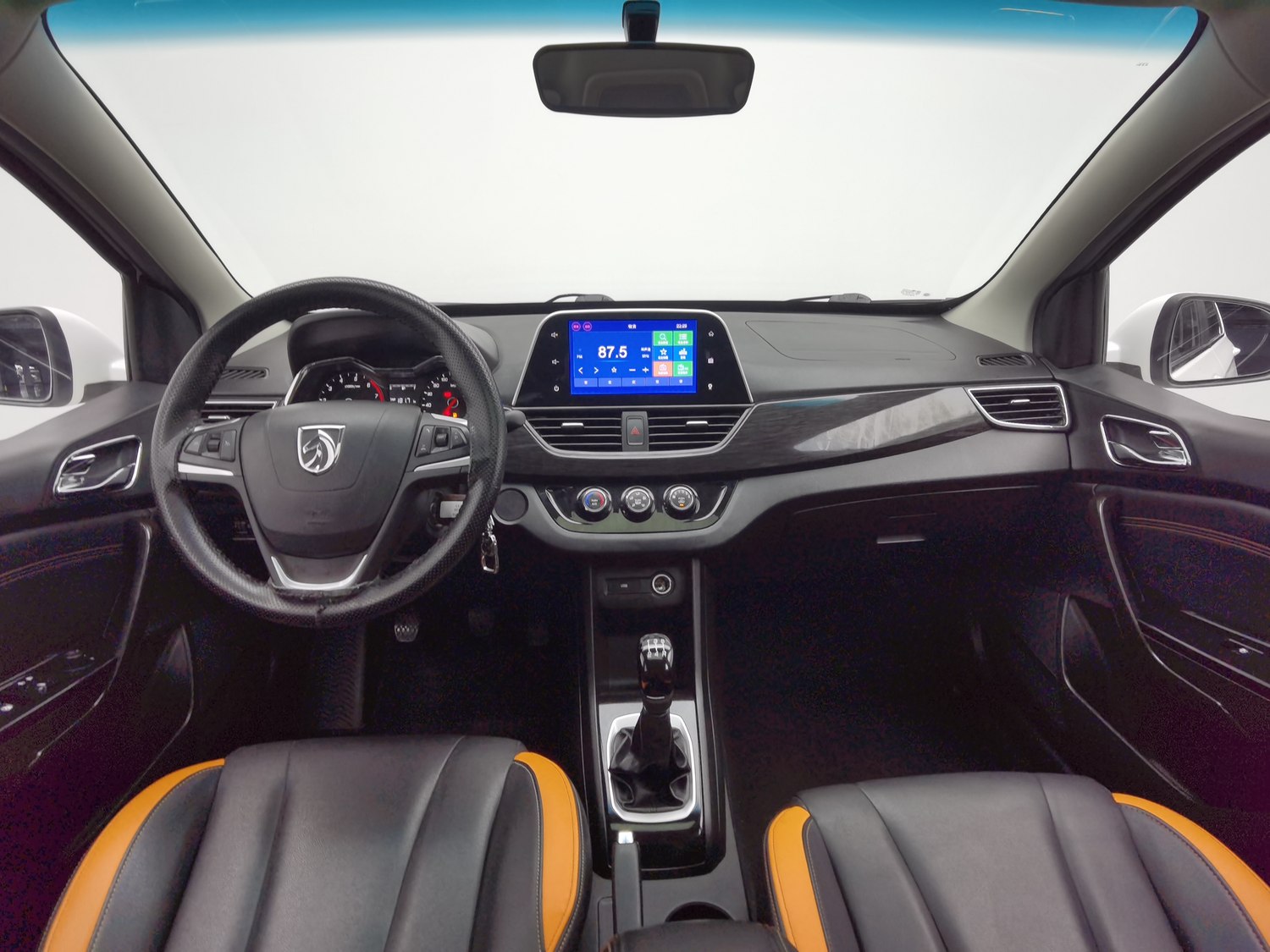 Used Baojun 310 2016 1.2 MT