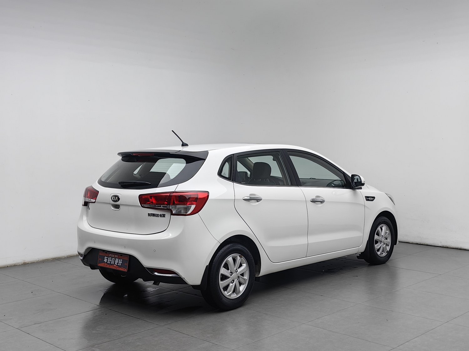 Used Kia K2 2015 1.4 AT