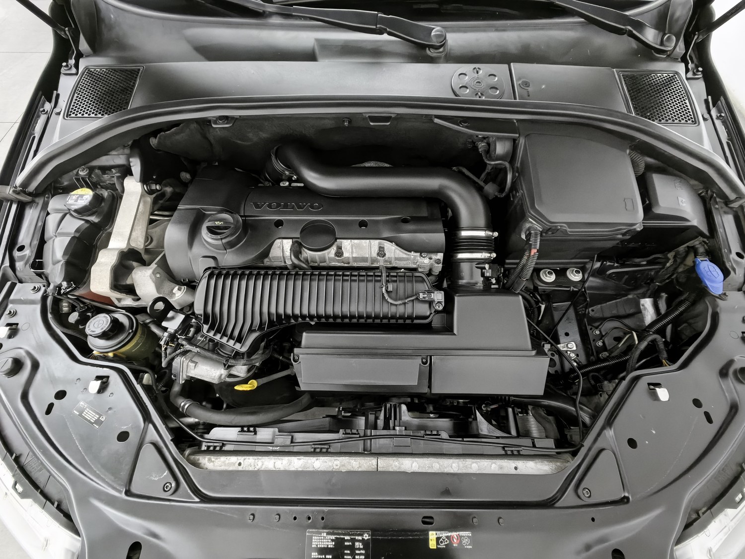 Used Volvo S80L 2015 2.0 AT