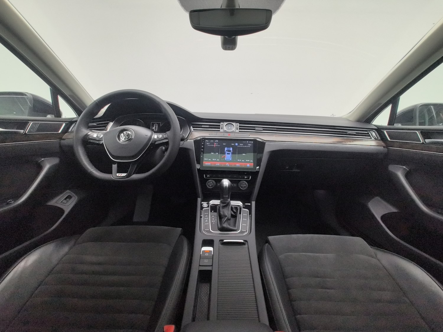 Used Volkswagen Magotan 2017 2.0 AT