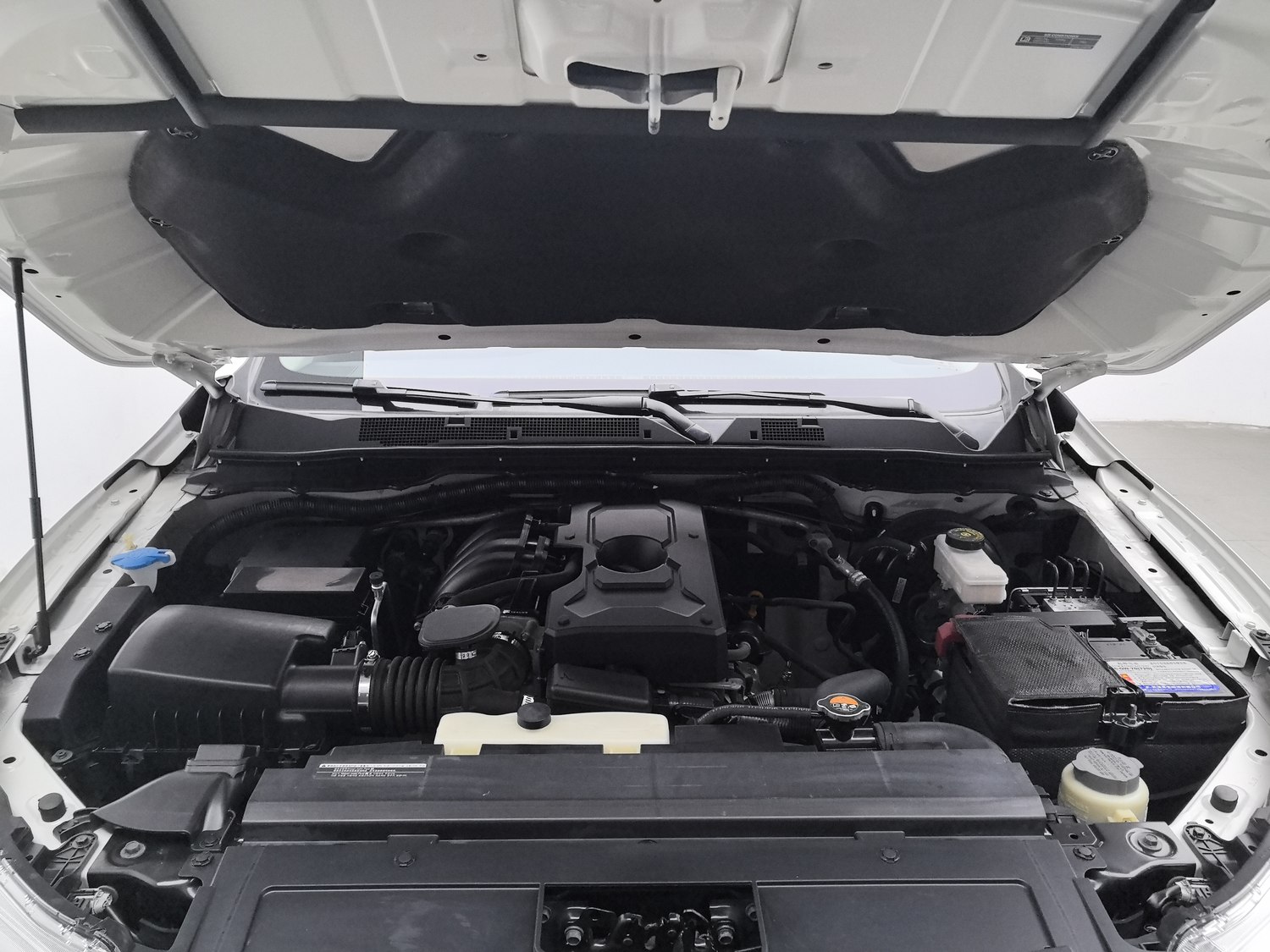 Used Nissan Terra 2020 2.5 AT