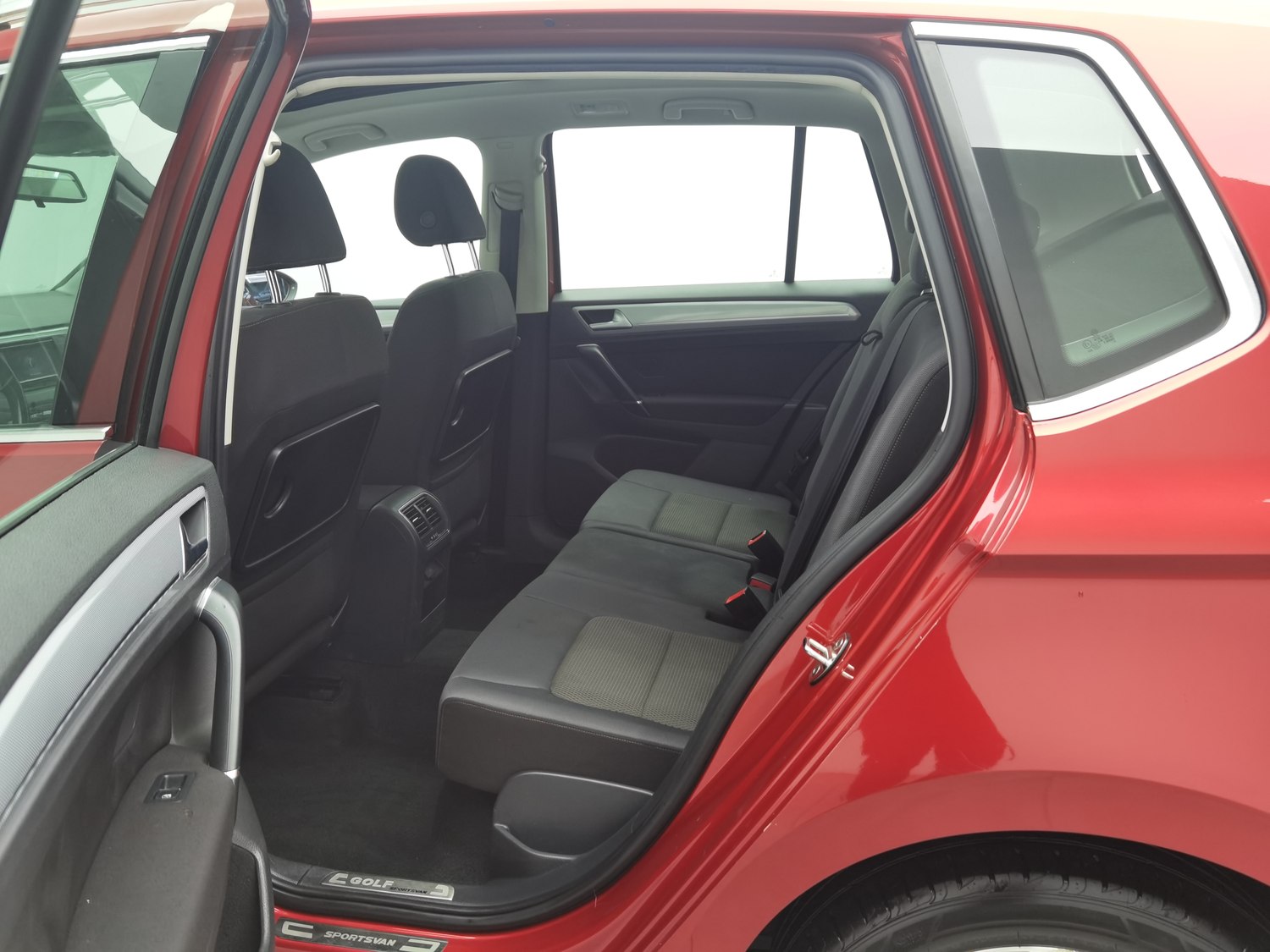Used Volkswagen Golf Sportsvan 2016 1.4 AT