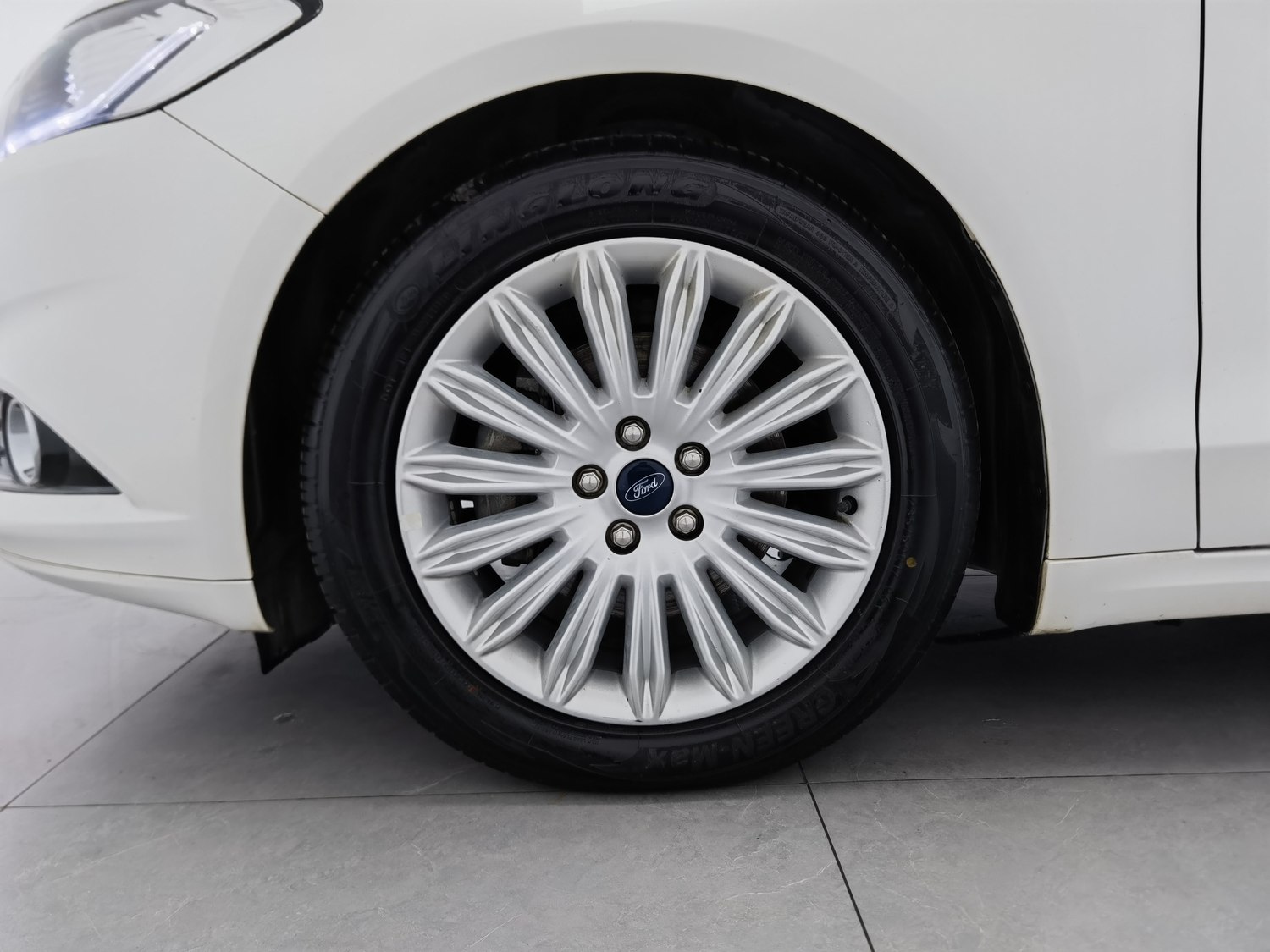 Used Ford Mondeo 2013 2.0 AT
