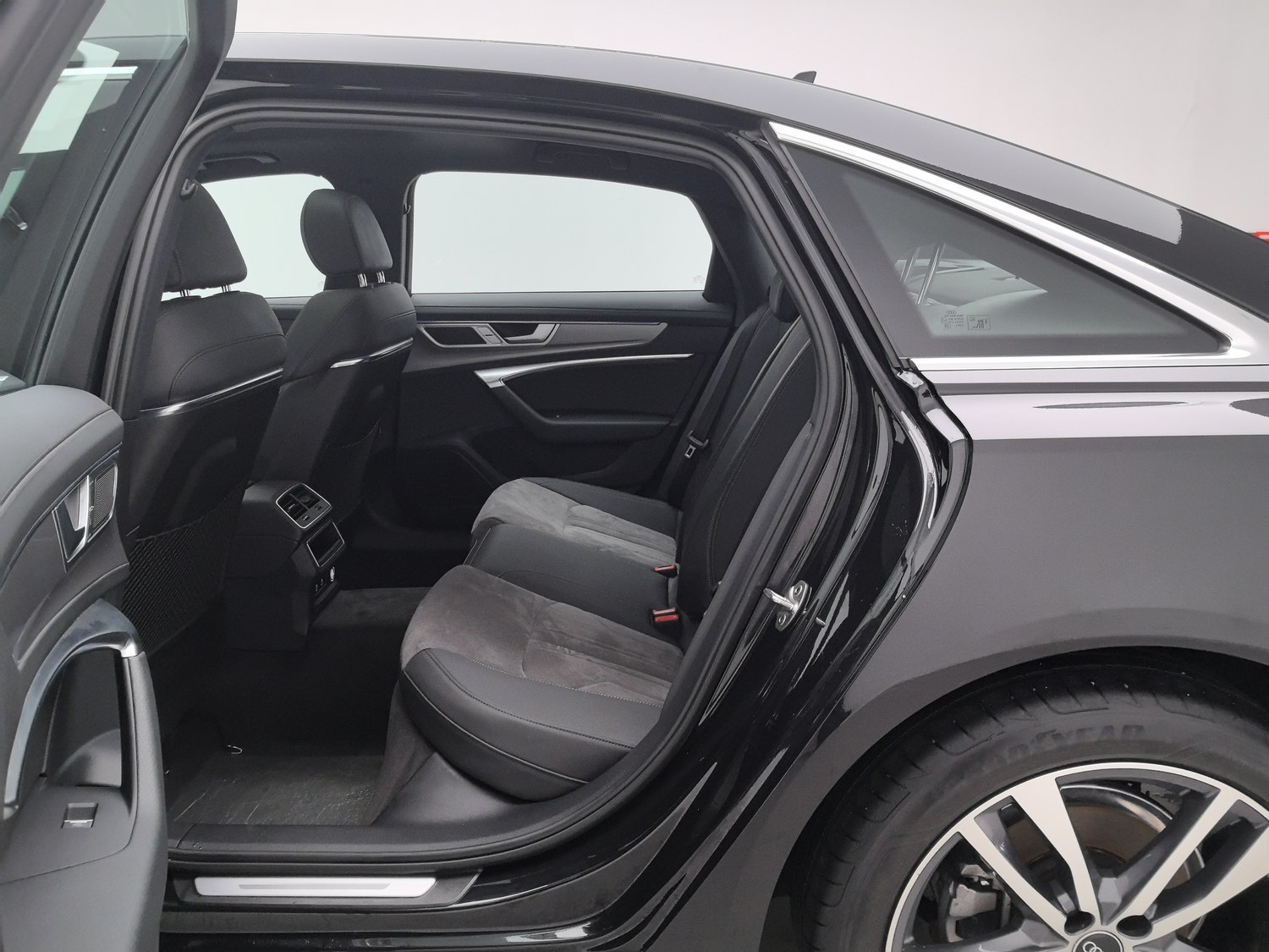 Used Audi A6L 2024 2.0 AT