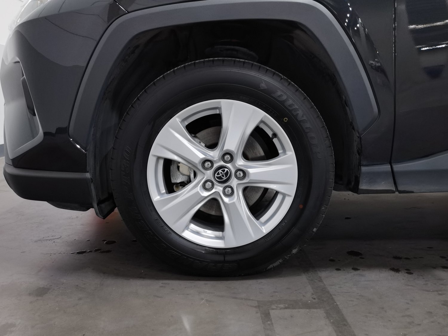 Used Toyota RAV4 2023 2.0 AT