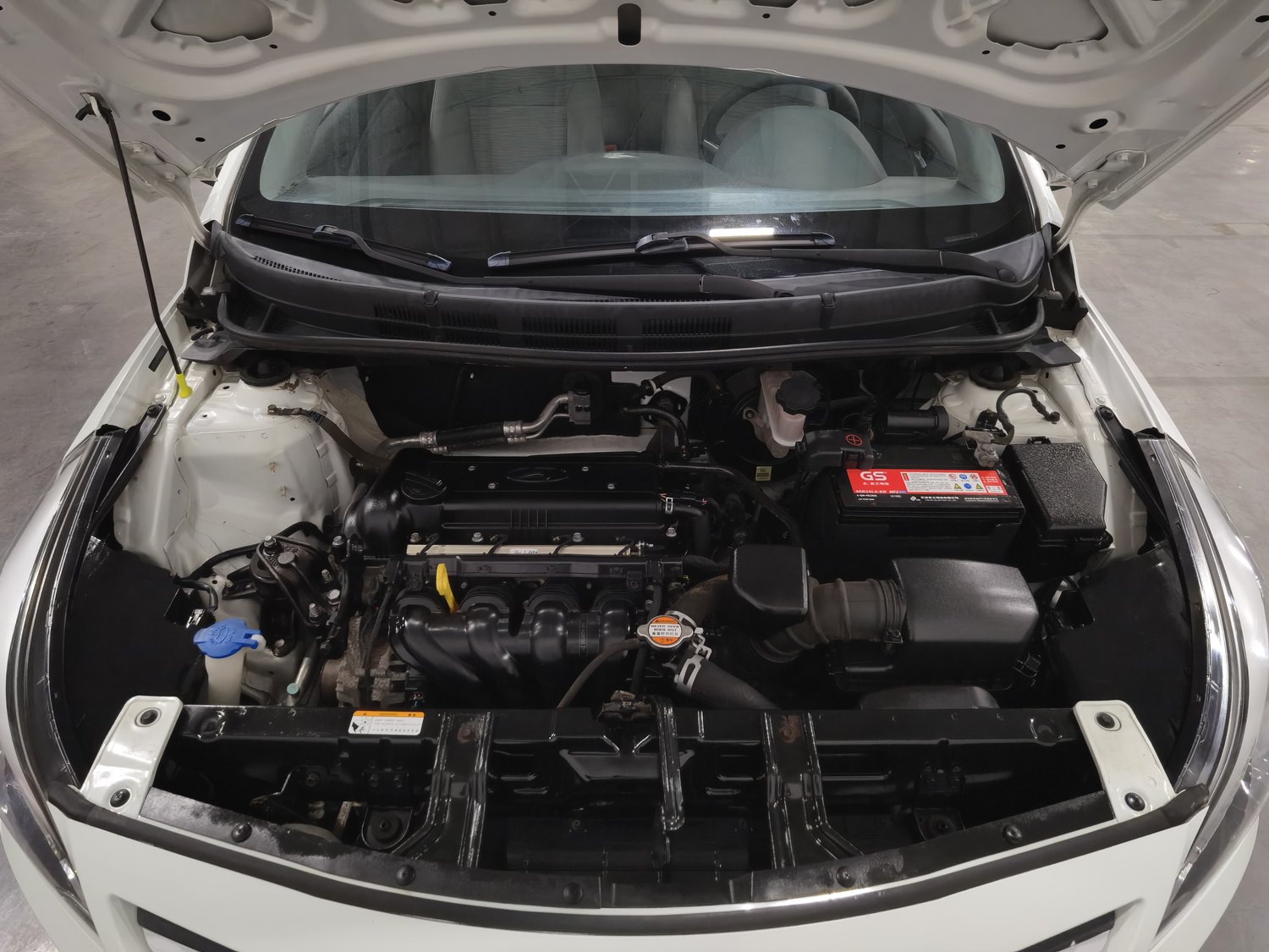Used Hyundai Reina 2016 1.4 MT