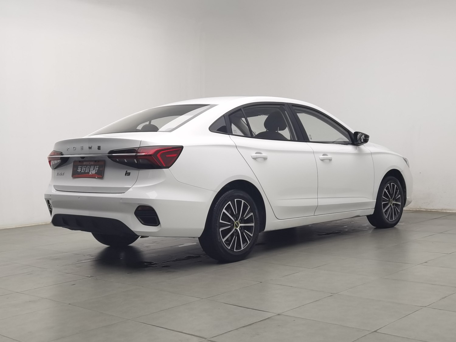 Used Roewe i5 2021 1.5 AT
