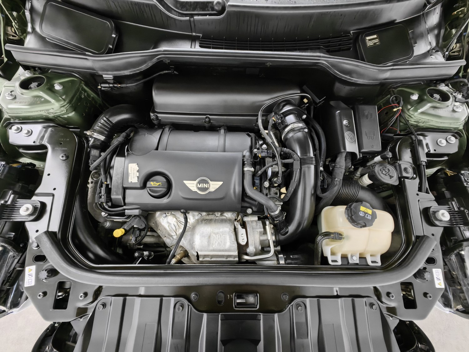 Used MINI Countryman 2015 1.6 AT