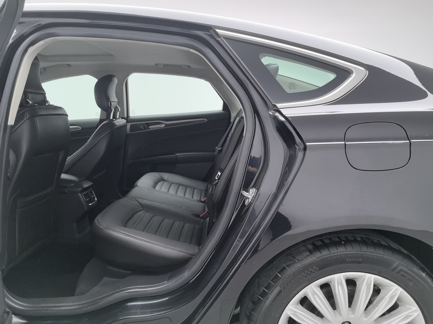 Used Ford Mondeo 2013 2.0 AT