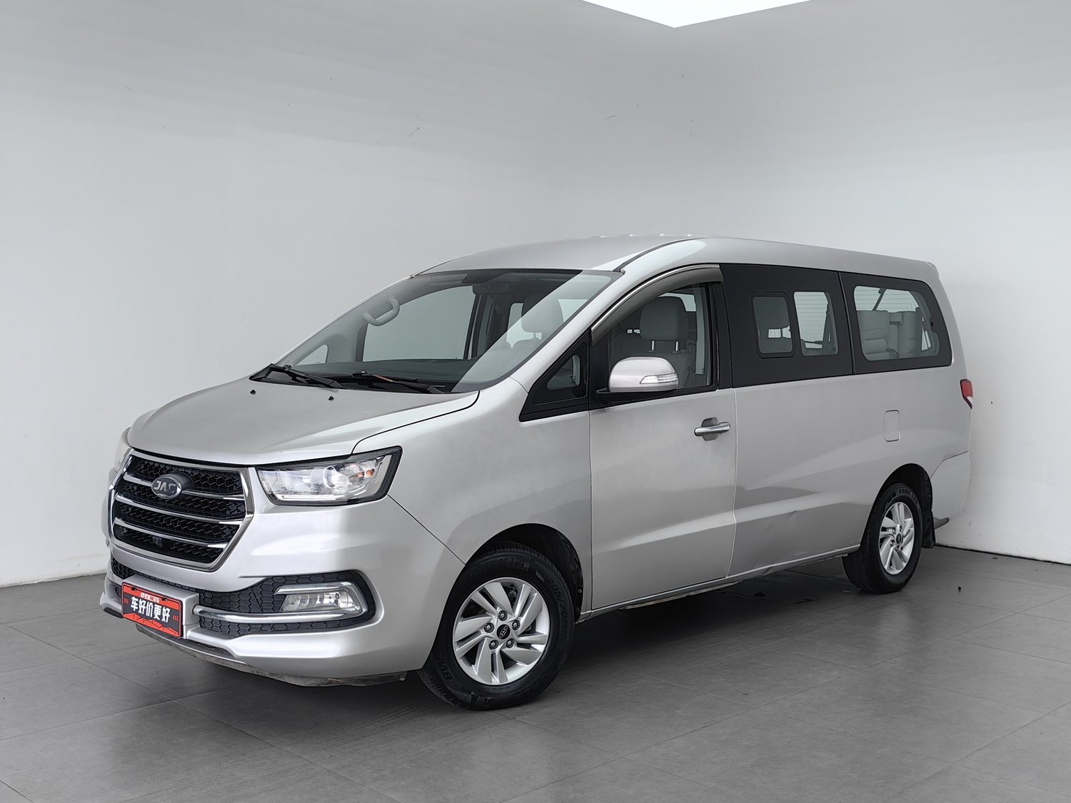 Used JAC Refine M4 2016 2.0 MT