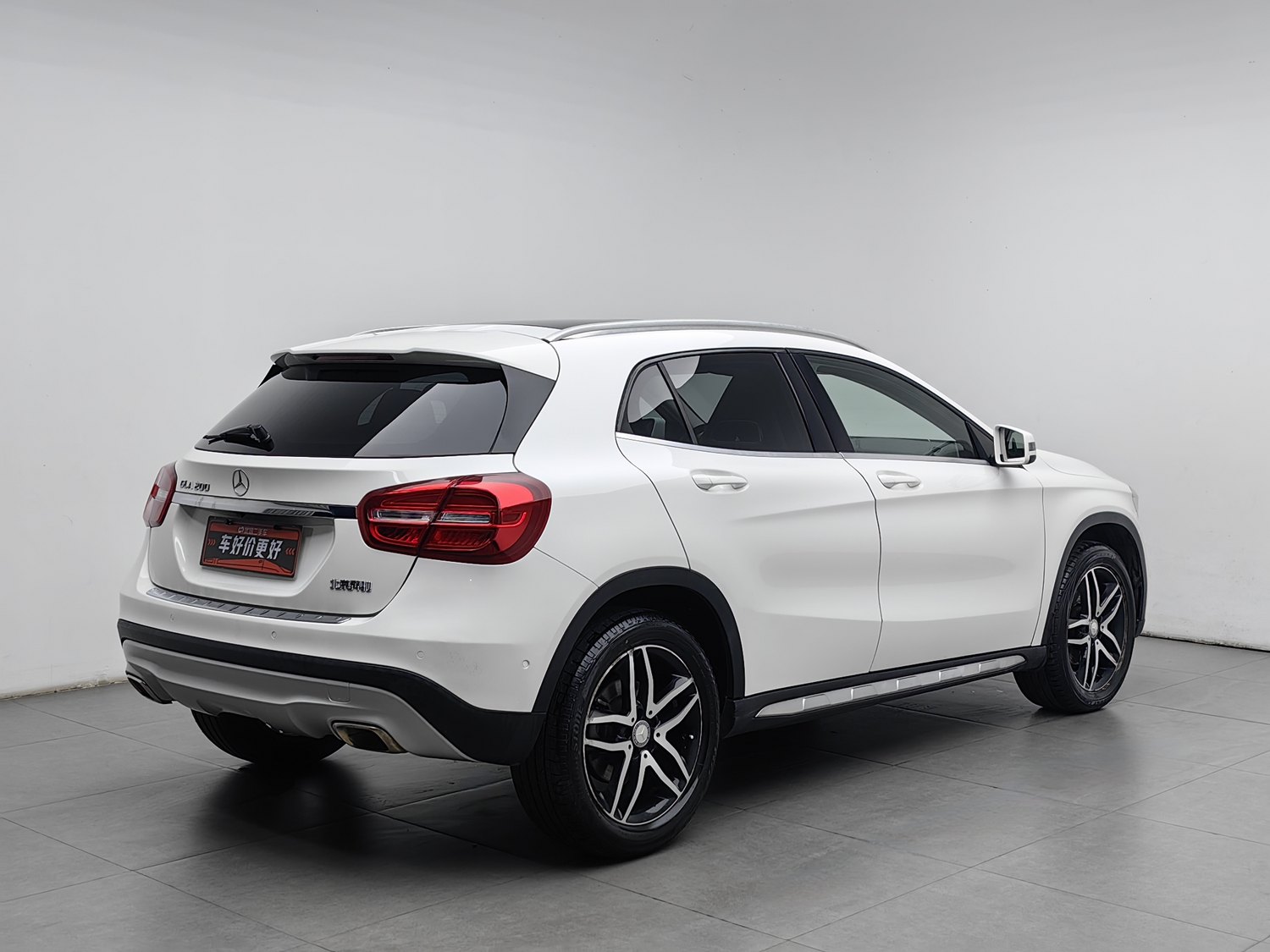 Used Mercedes-Benz GLA 2016 1.6 AT