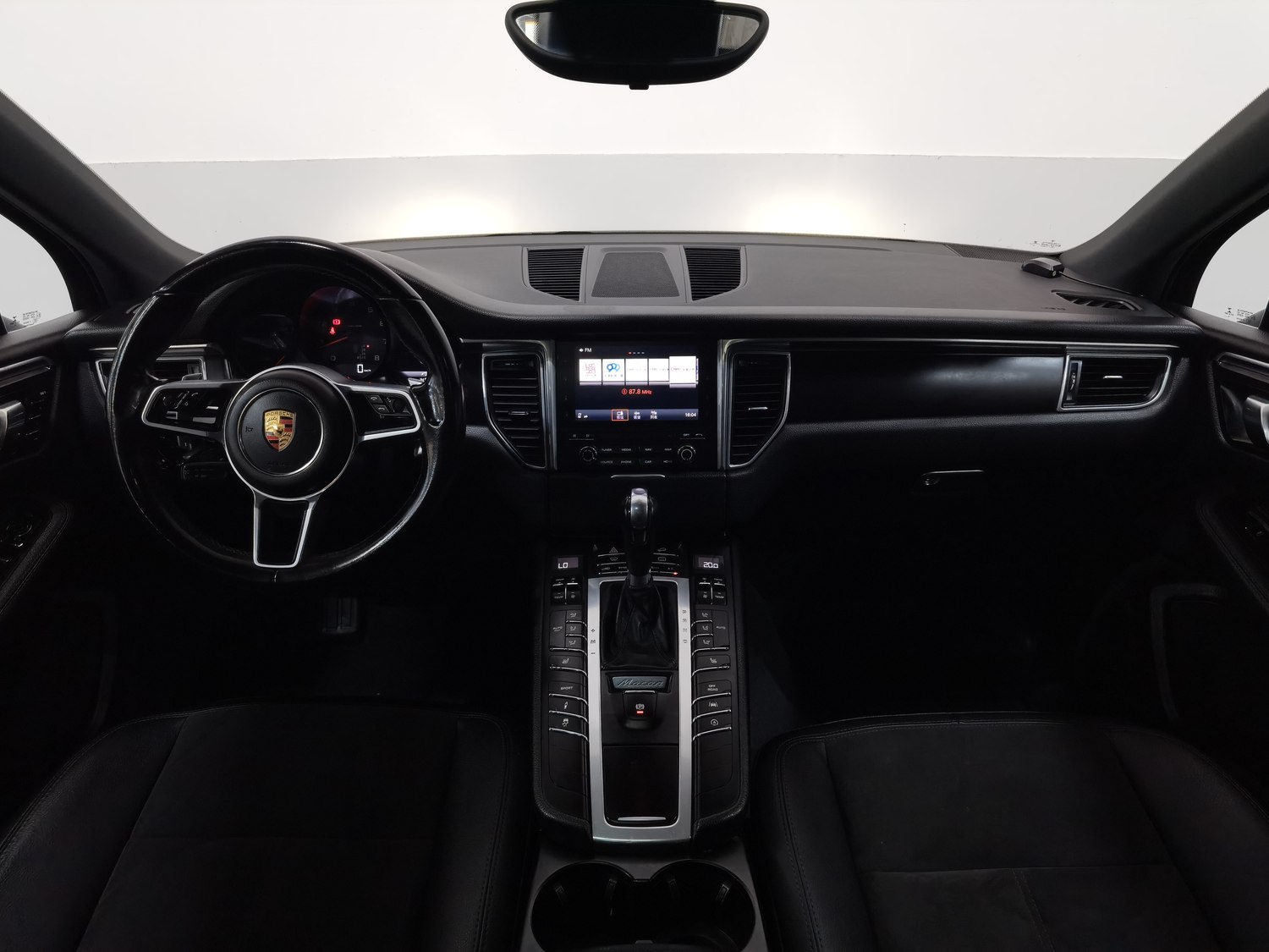 Used Porsche Macan 2017 2.0 AT