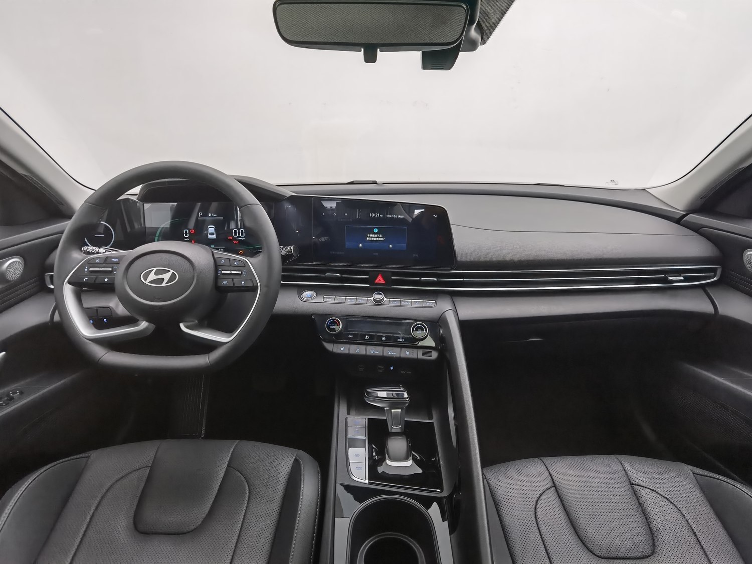 Used Hyundai Elantra 2023 1.5 AT