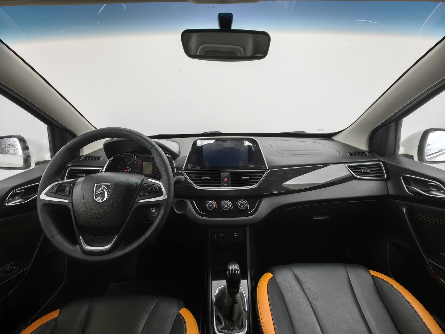 Used Baojun 310 2016 1.2 MT