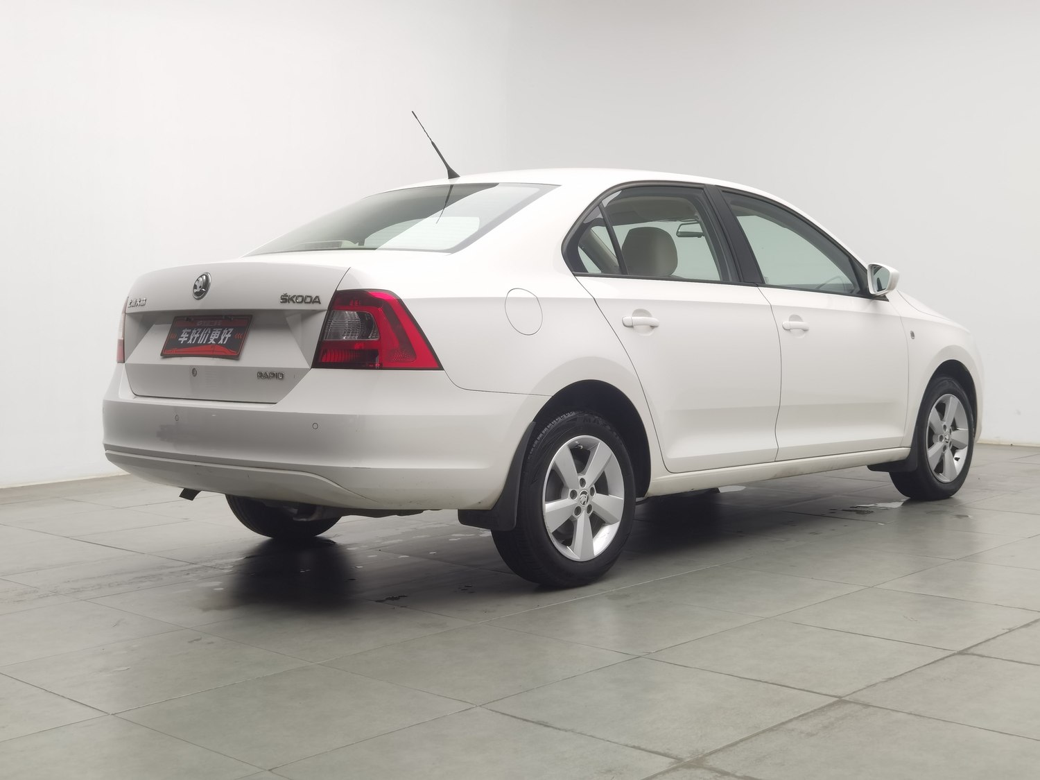 Used Skoda Rapid 2013 1.6 AT