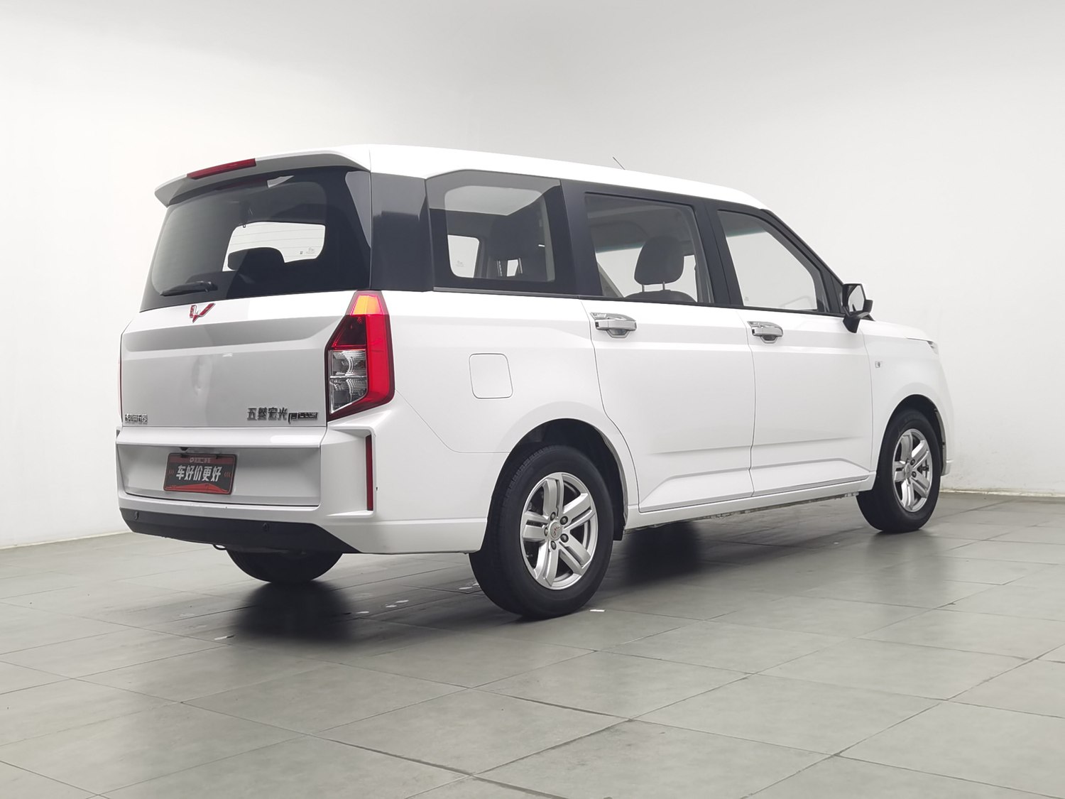 Used Wuling Hongguang PLUS 2019 1.5 MT