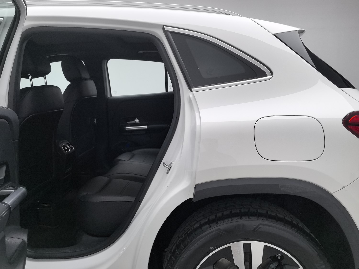 Used Mercedes-Benz GLA 2023 2.0 AT