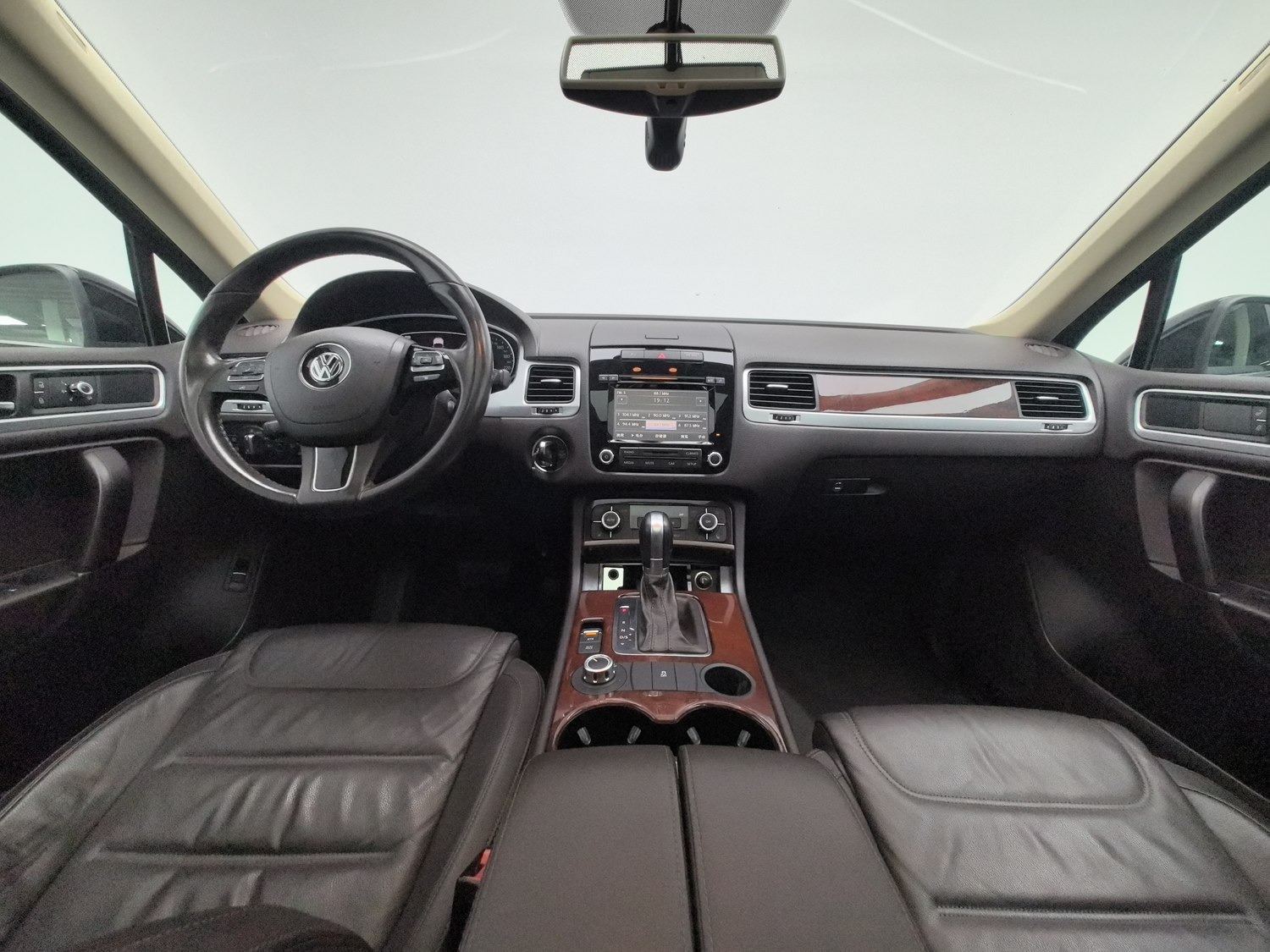 Used Volkswagen Touareg (Imported) 2011 3.0 AT