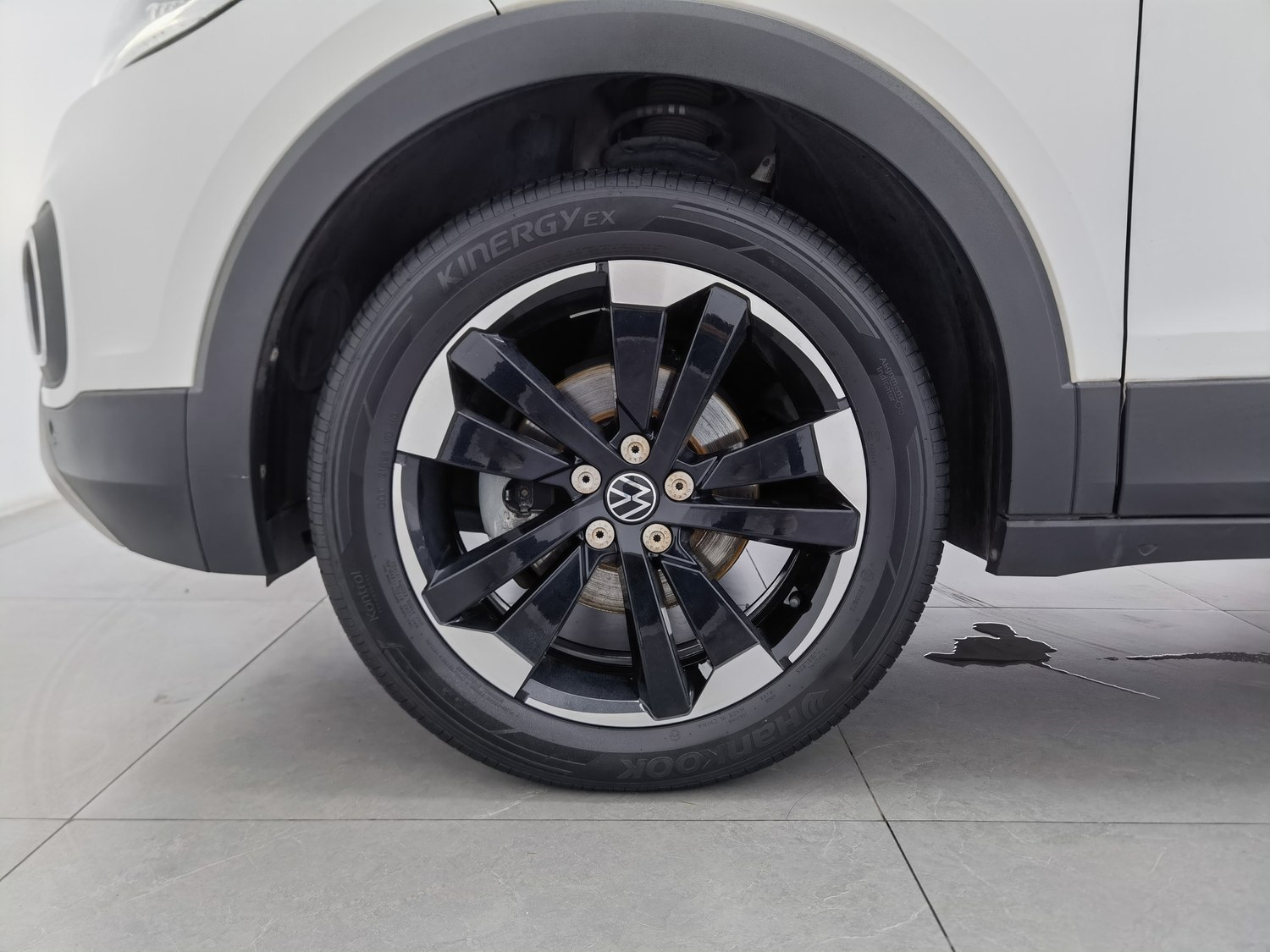 Used Volkswagen Tacqua 2021 1.5 AT