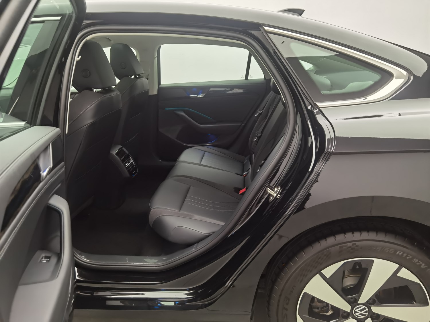 Used Volkswagen Magotan 2024 1.5 AT