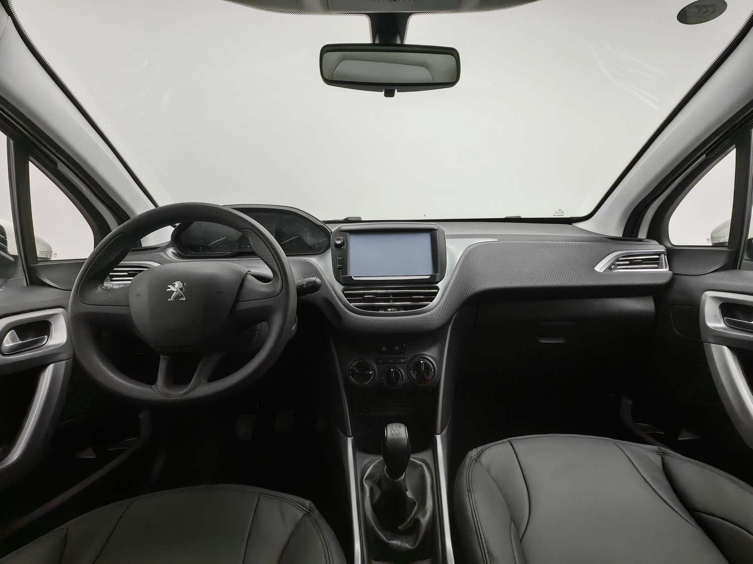 Used Peugeot 2008 2014 1.6 MT