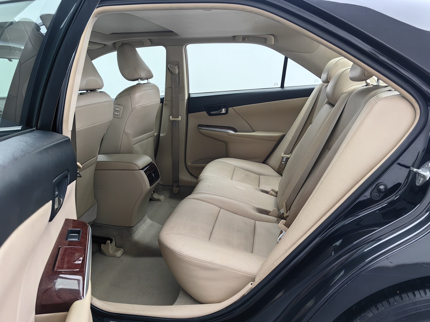 Used Toyota Camry 2013 2.0 AT
