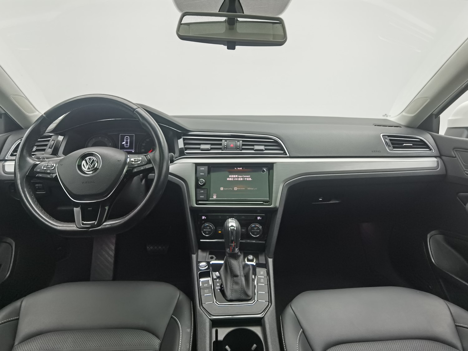 Used Volkswagen Lamando 2019 1.4 AT