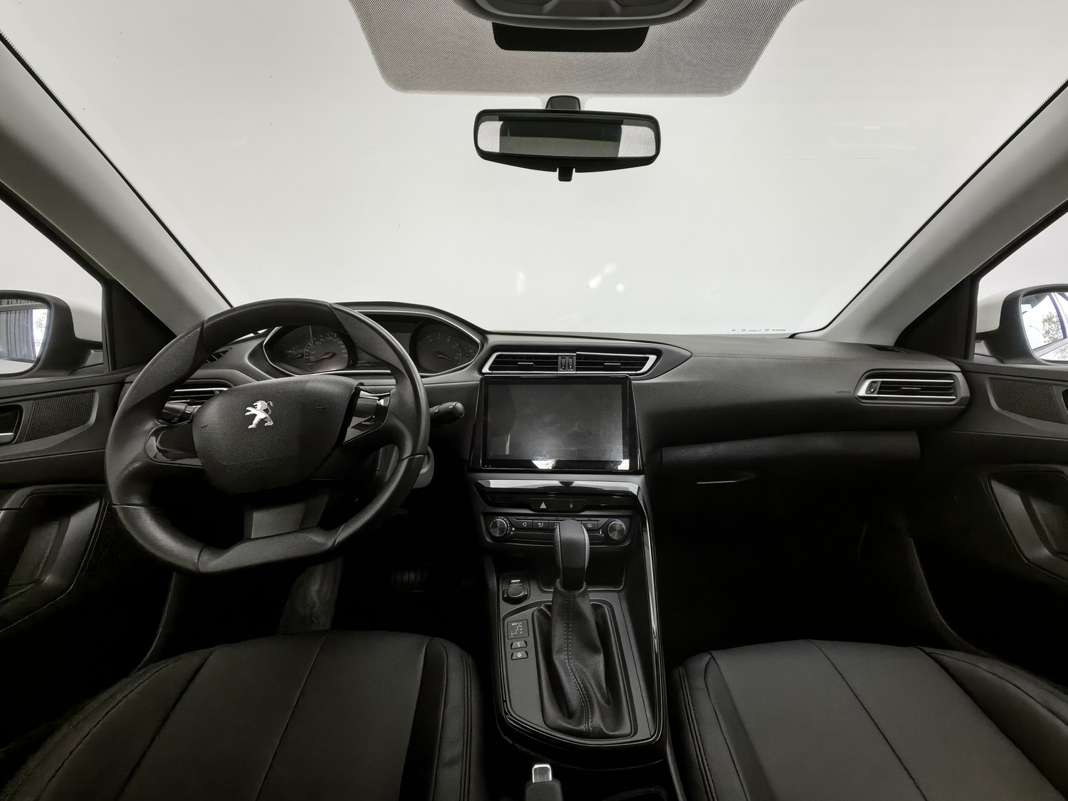 Used Peugeot 308 2016 1.6 AT