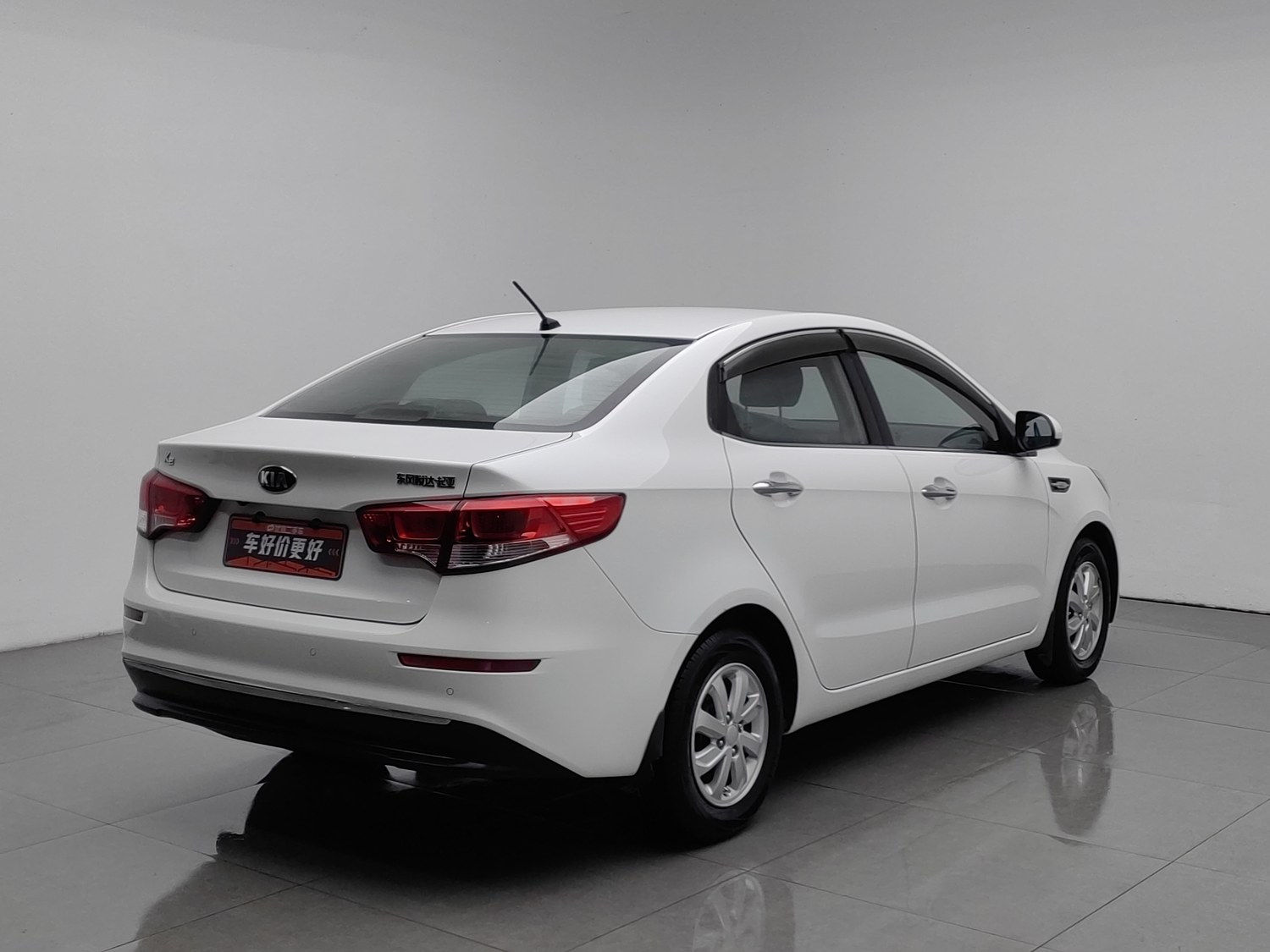 Used Kia K2 2015 1.4 MT
