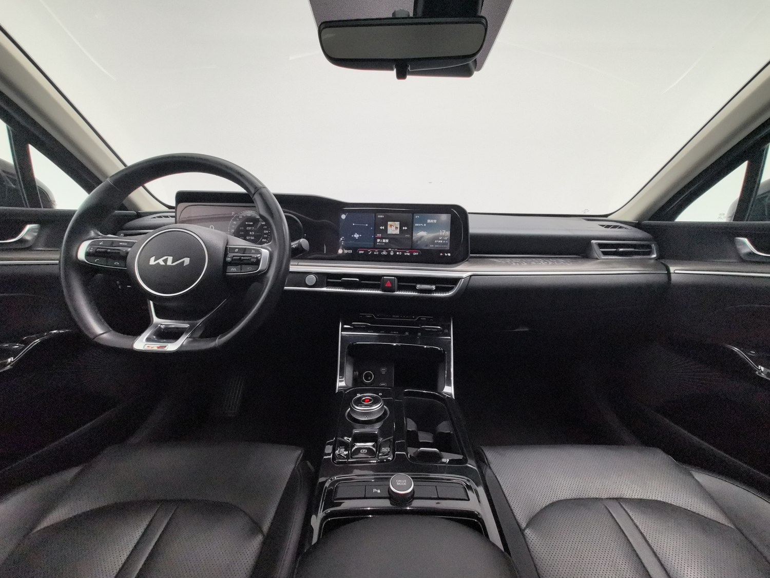 Used Kia K5 2021 2.0 AT