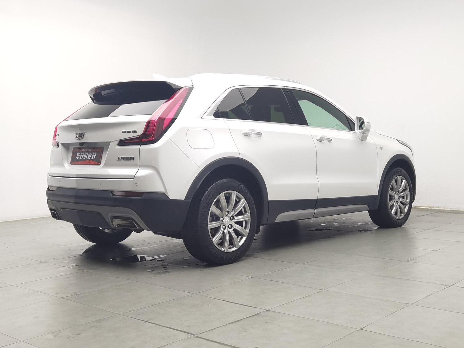 Used Cadillac XT4 2018 2.0 AT