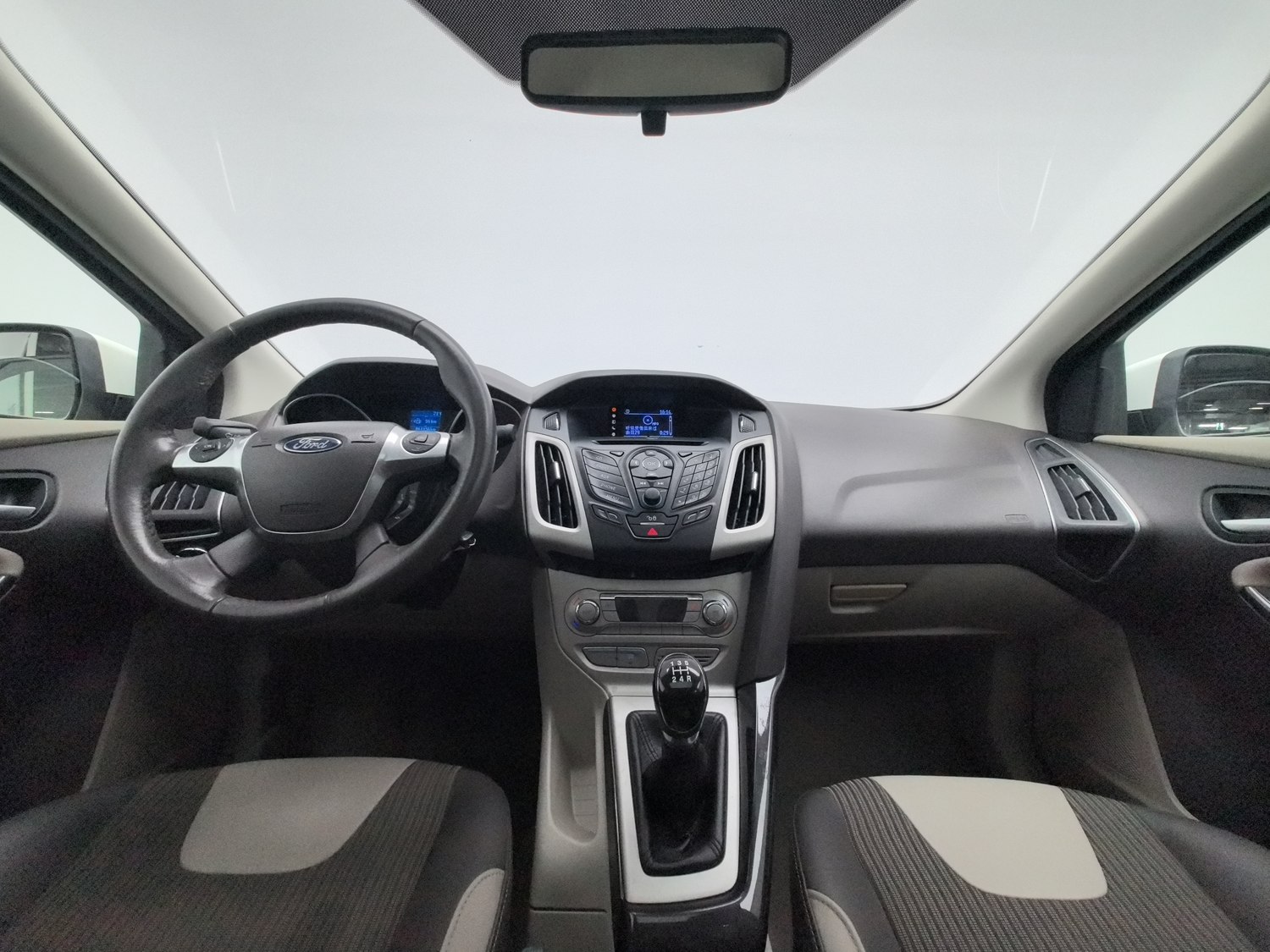 Used Ford Focus 2012 1.6 MT