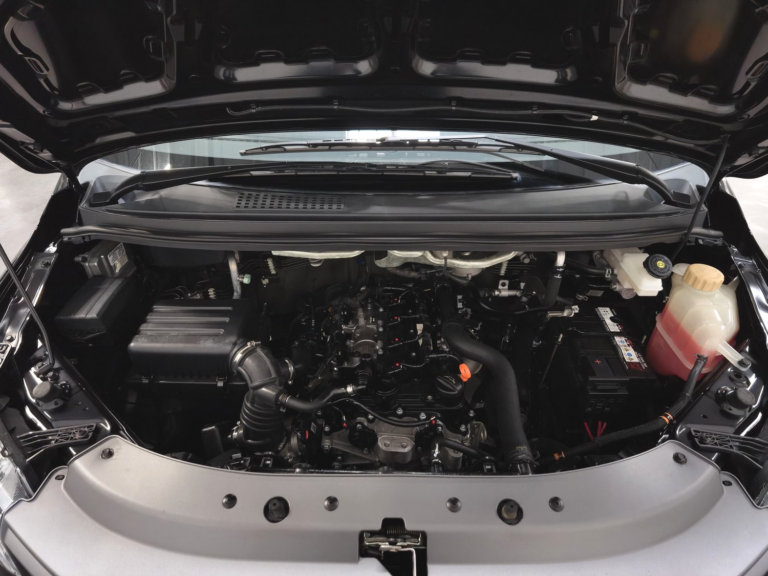 Used Dongfeng Forthing Lingzhi 2023 1.6 MT