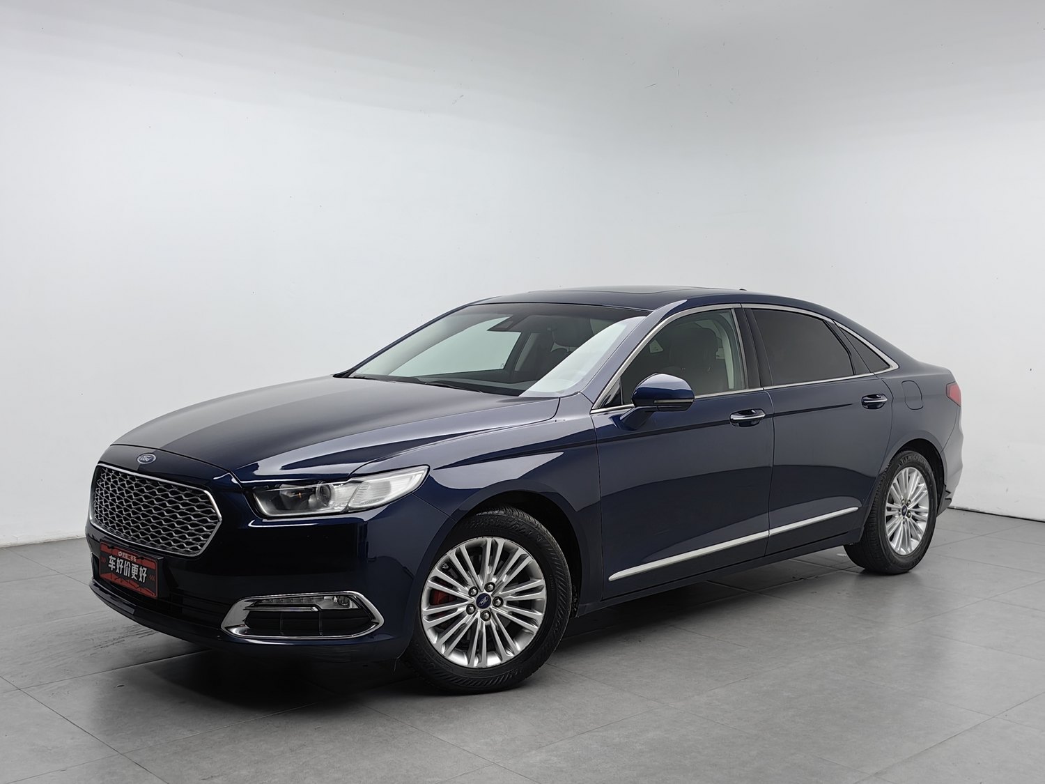 Used Ford Taurus 2015 2.0 AT