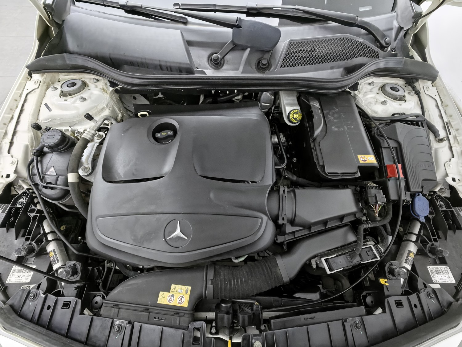 Used Mercedes-Benz GLA 2016 1.6 AT