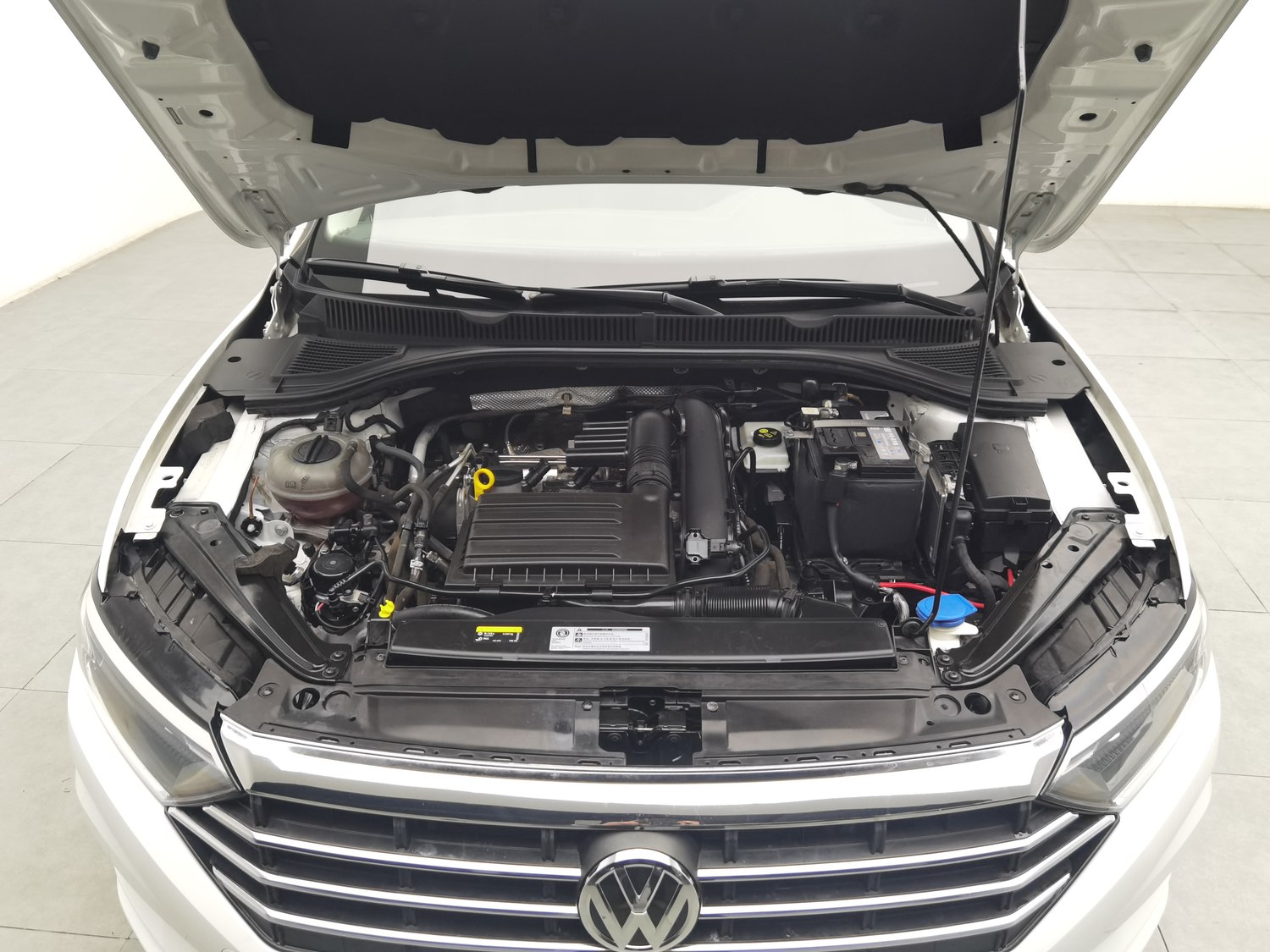Used Volkswagen Sagitar 2019 1.4 AT