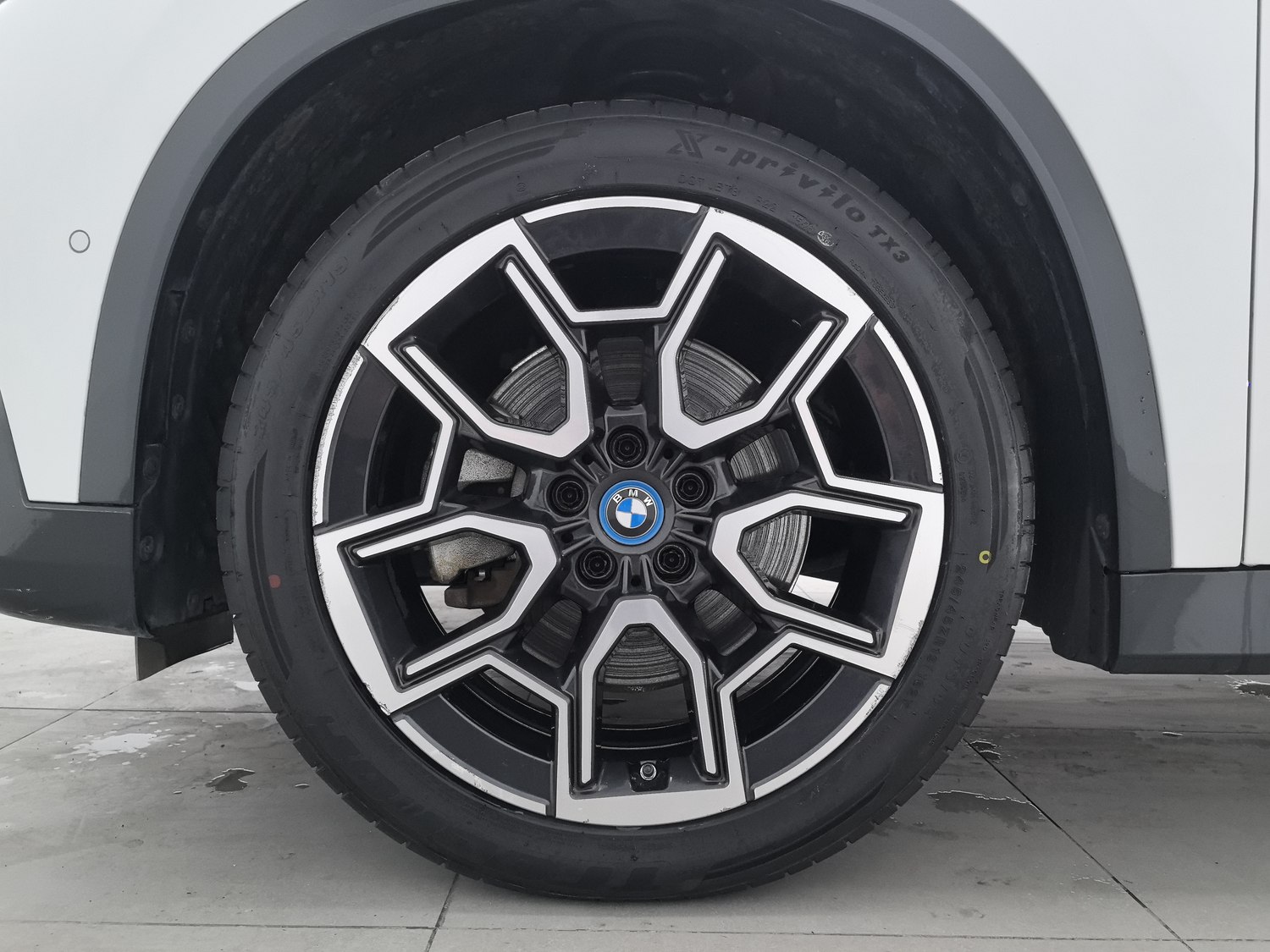 Used BMW iX1 2023