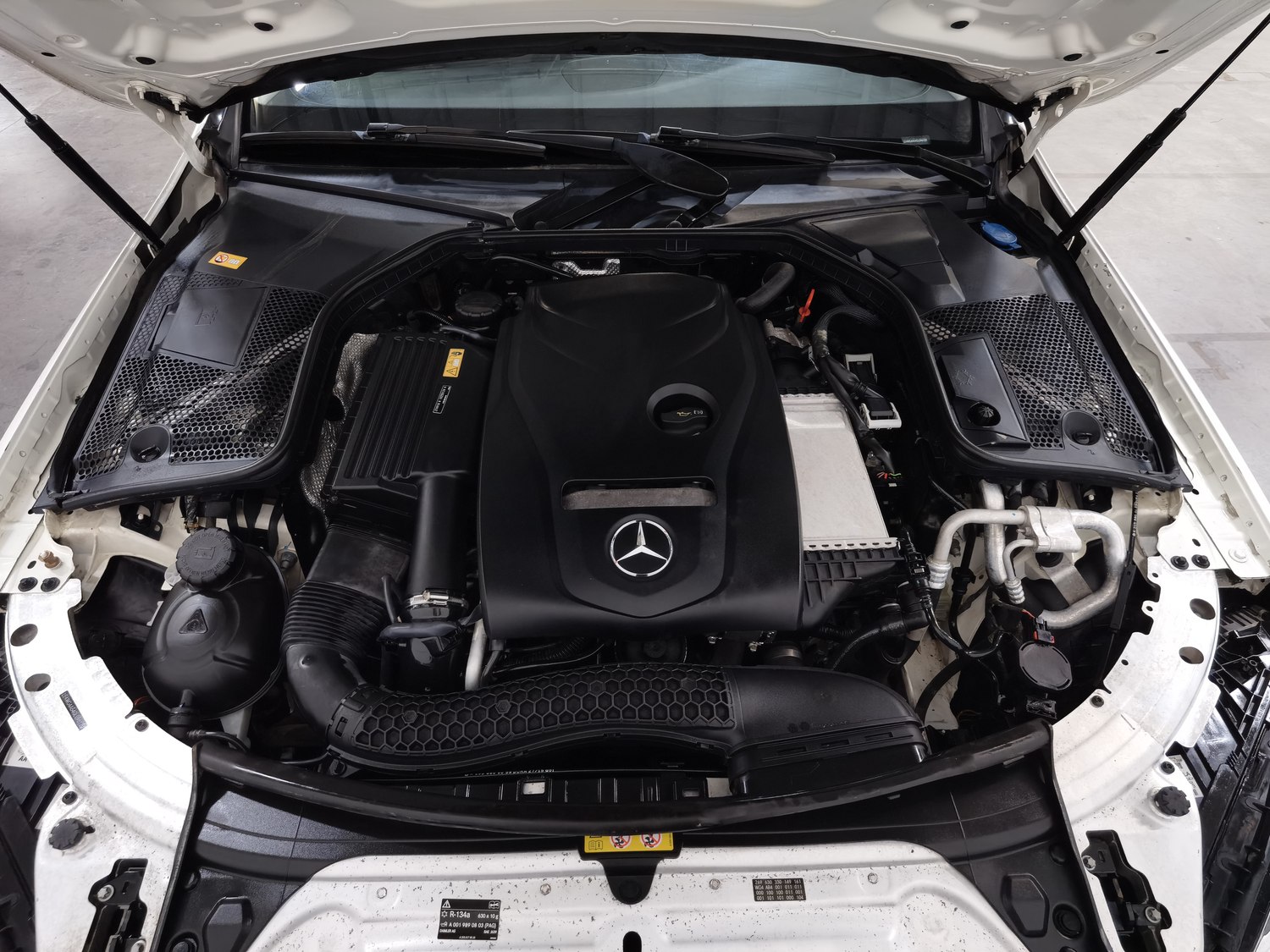 Used Mercedes-Benz C-Class 2015 1.6 AT